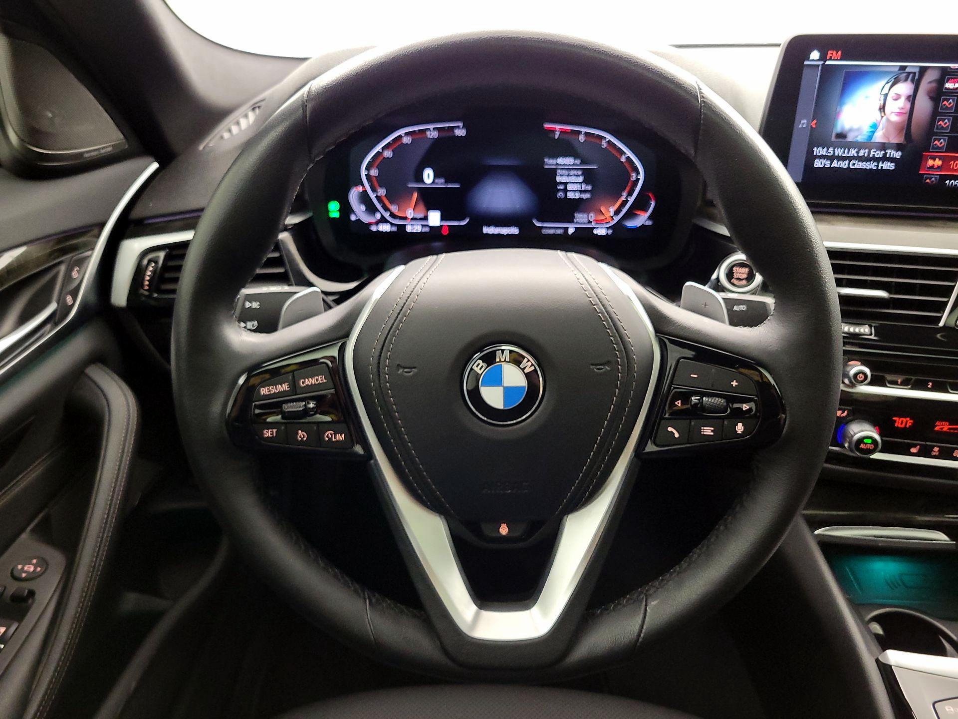 Thumbnail: 2023 BMW 5 Series - 10