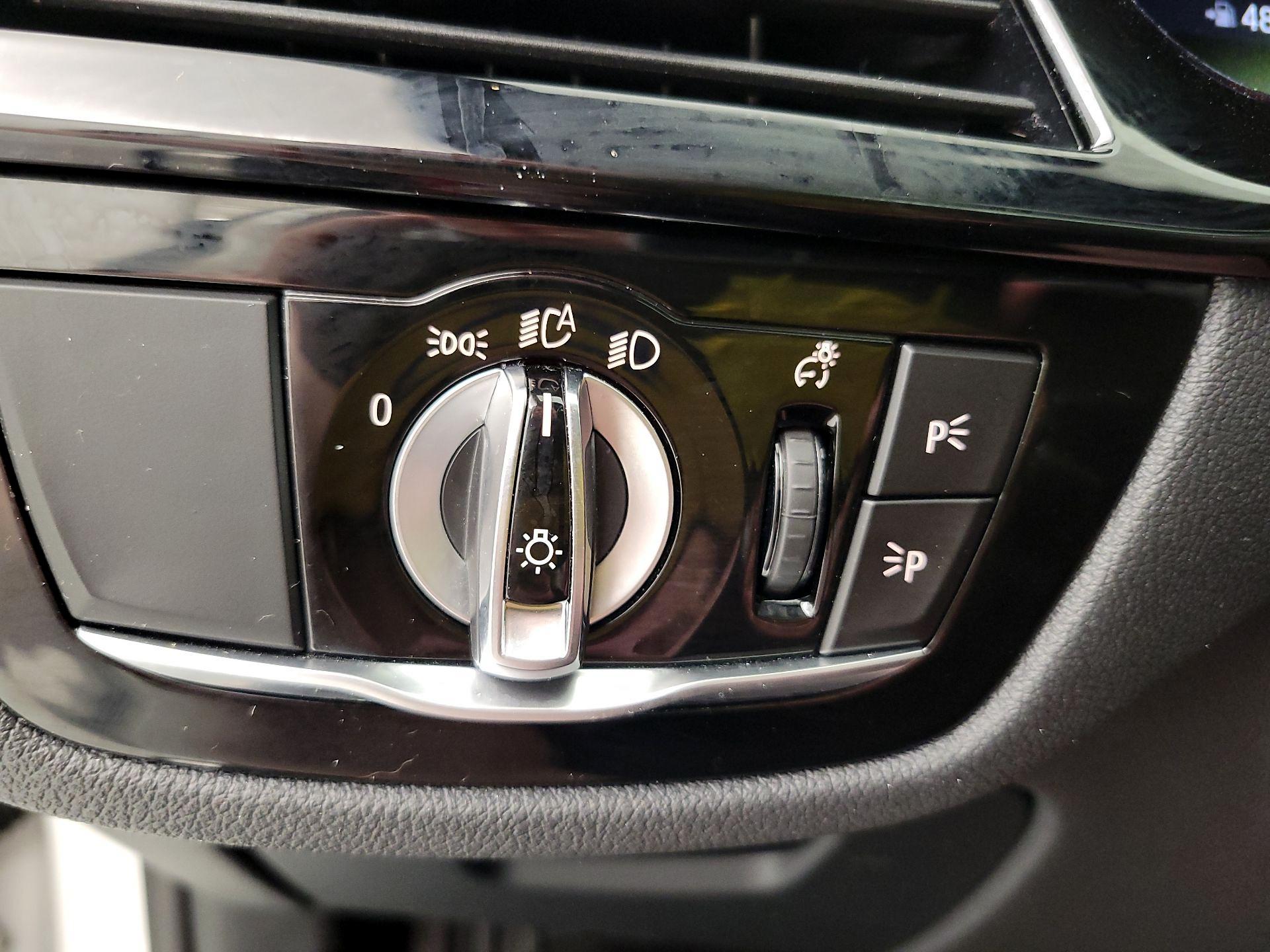 Thumbnail: 2023 BMW 5 Series - 13