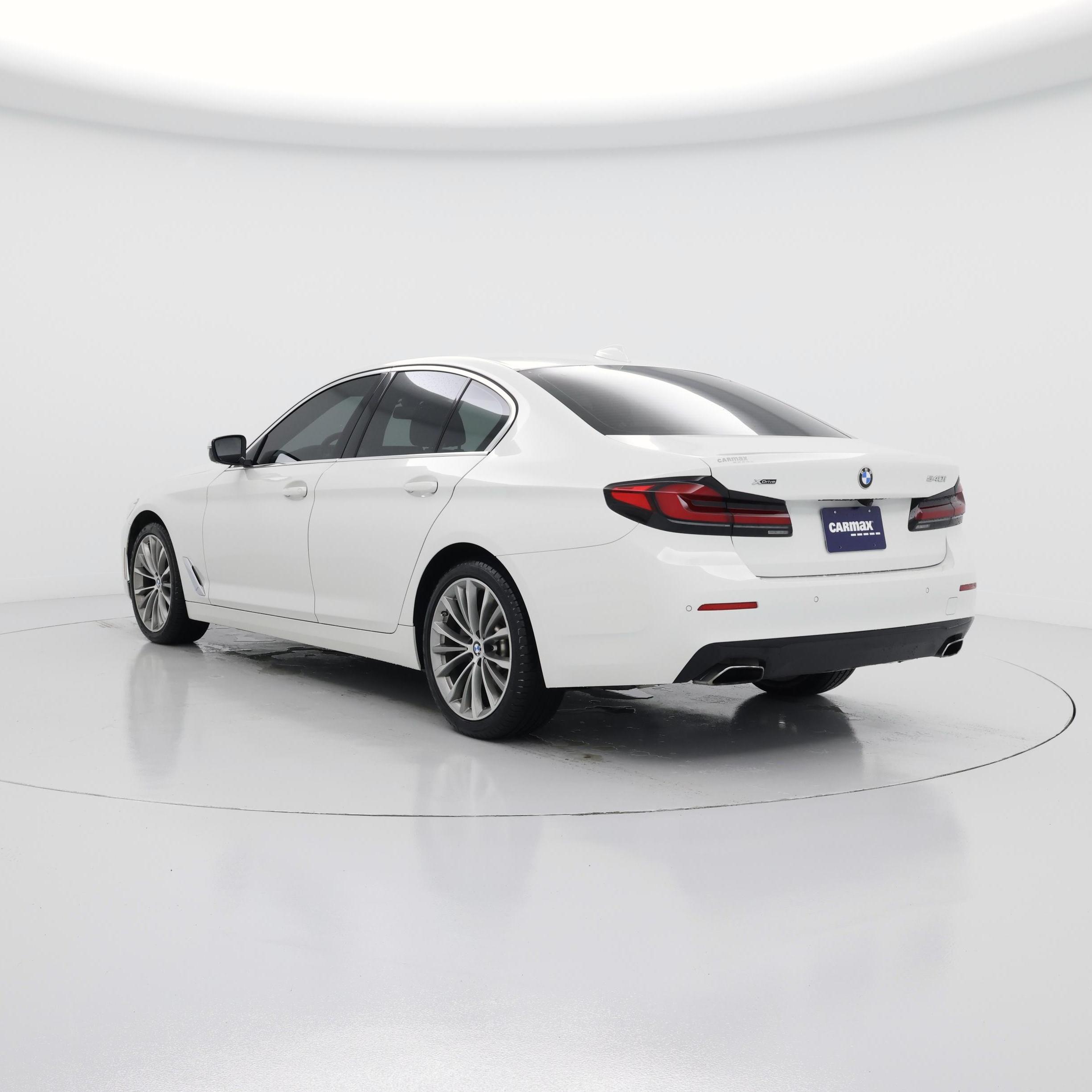 Thumbnail: 2023 BMW 5 Series - 2