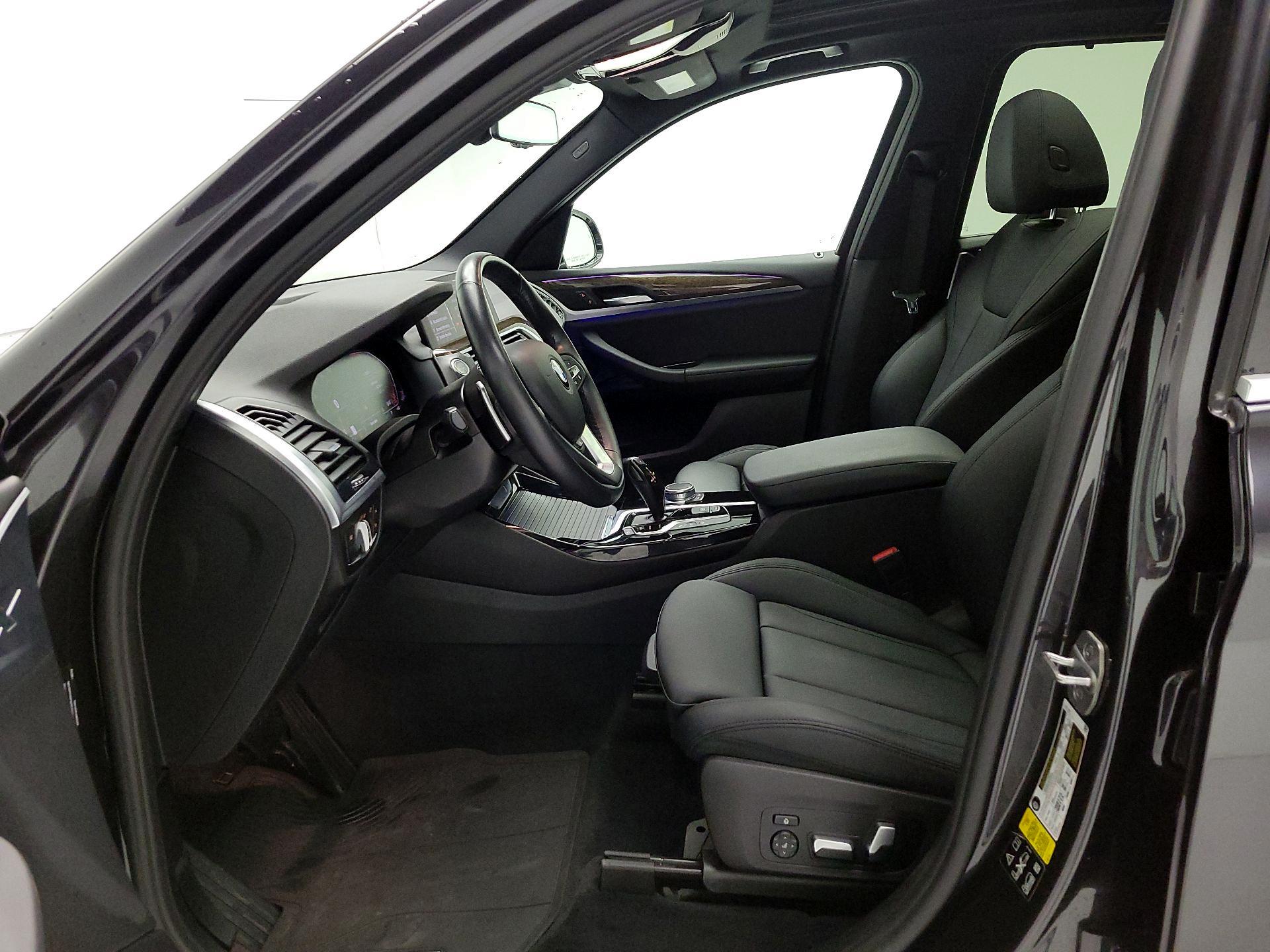 Thumbnail: 2021 BMW X3 - 11