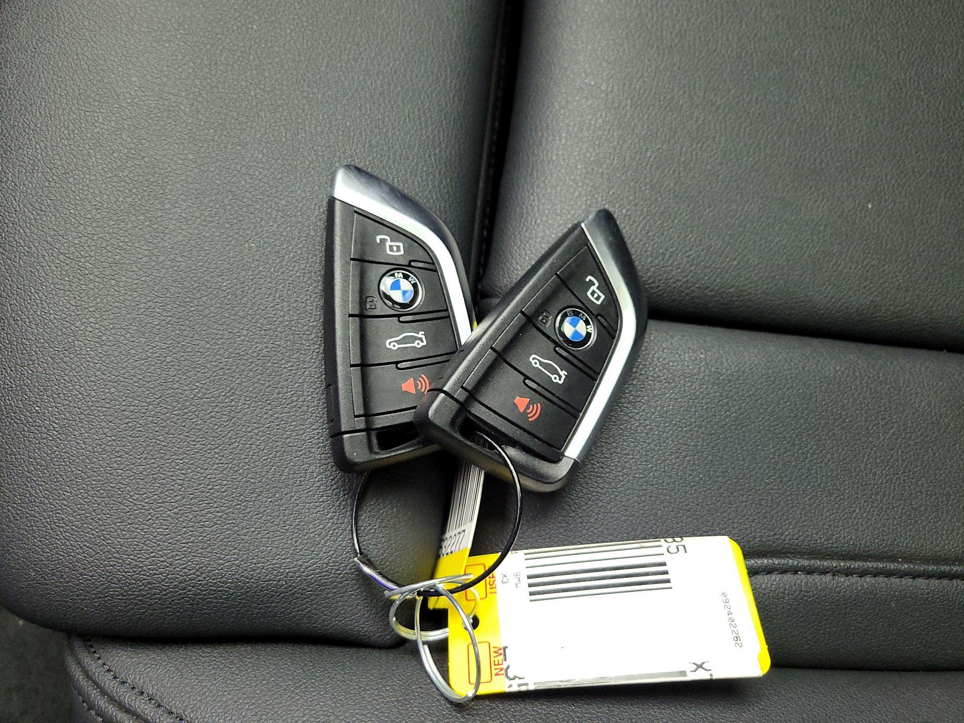 Thumbnail: 2021 BMW X3 - 18