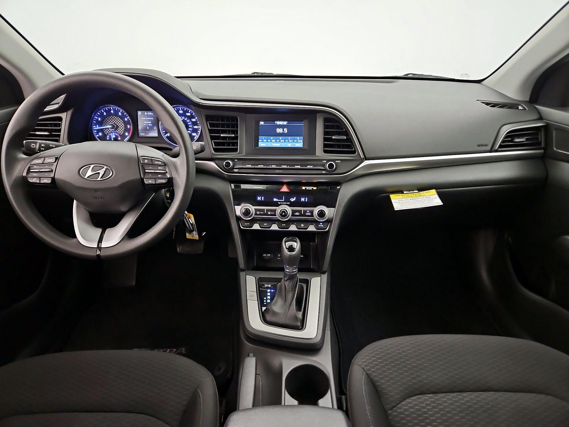 Thumbnail: 2020 Hyundai Elantra - 9