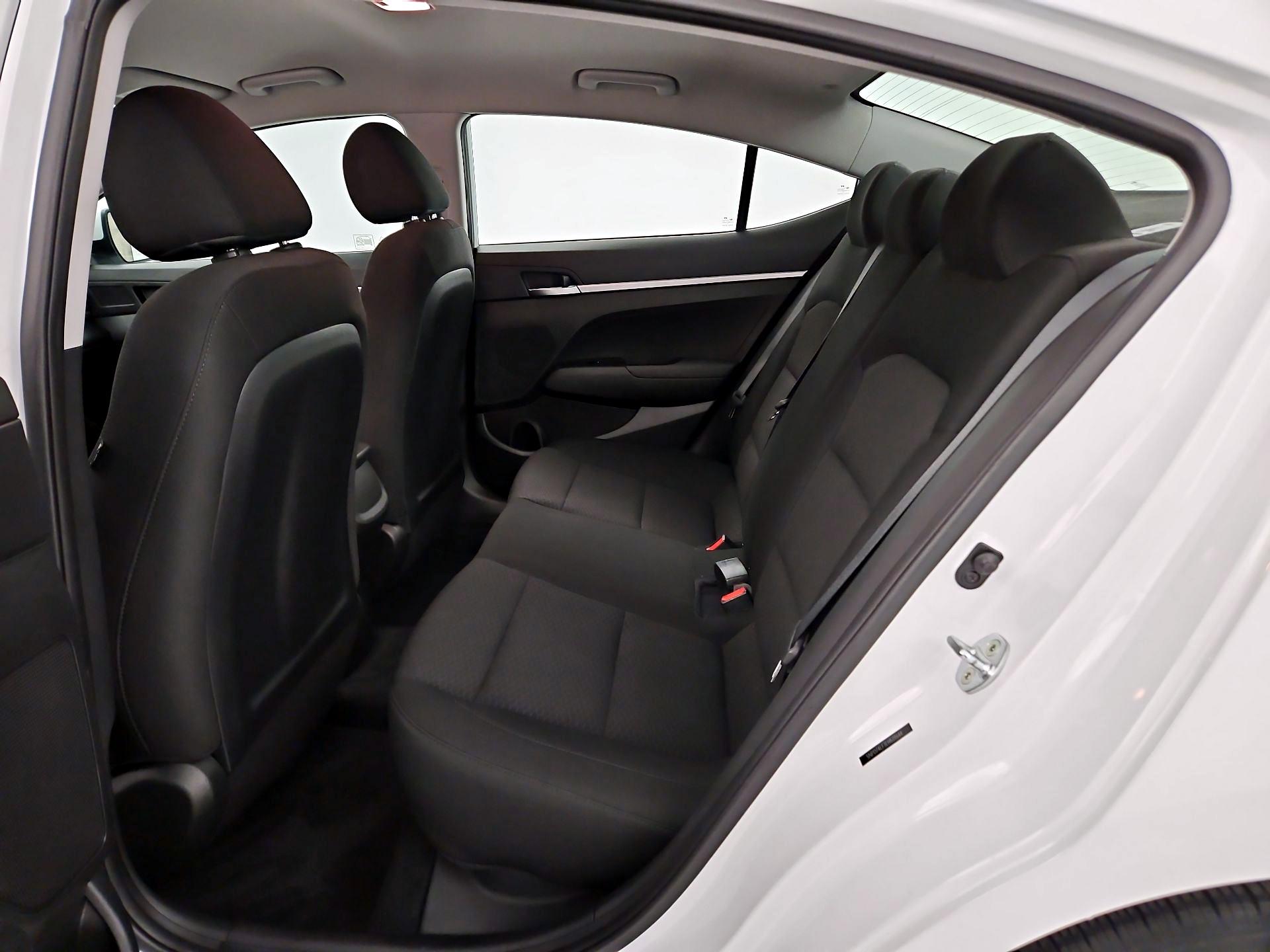 Thumbnail: 2020 Hyundai Elantra - 19