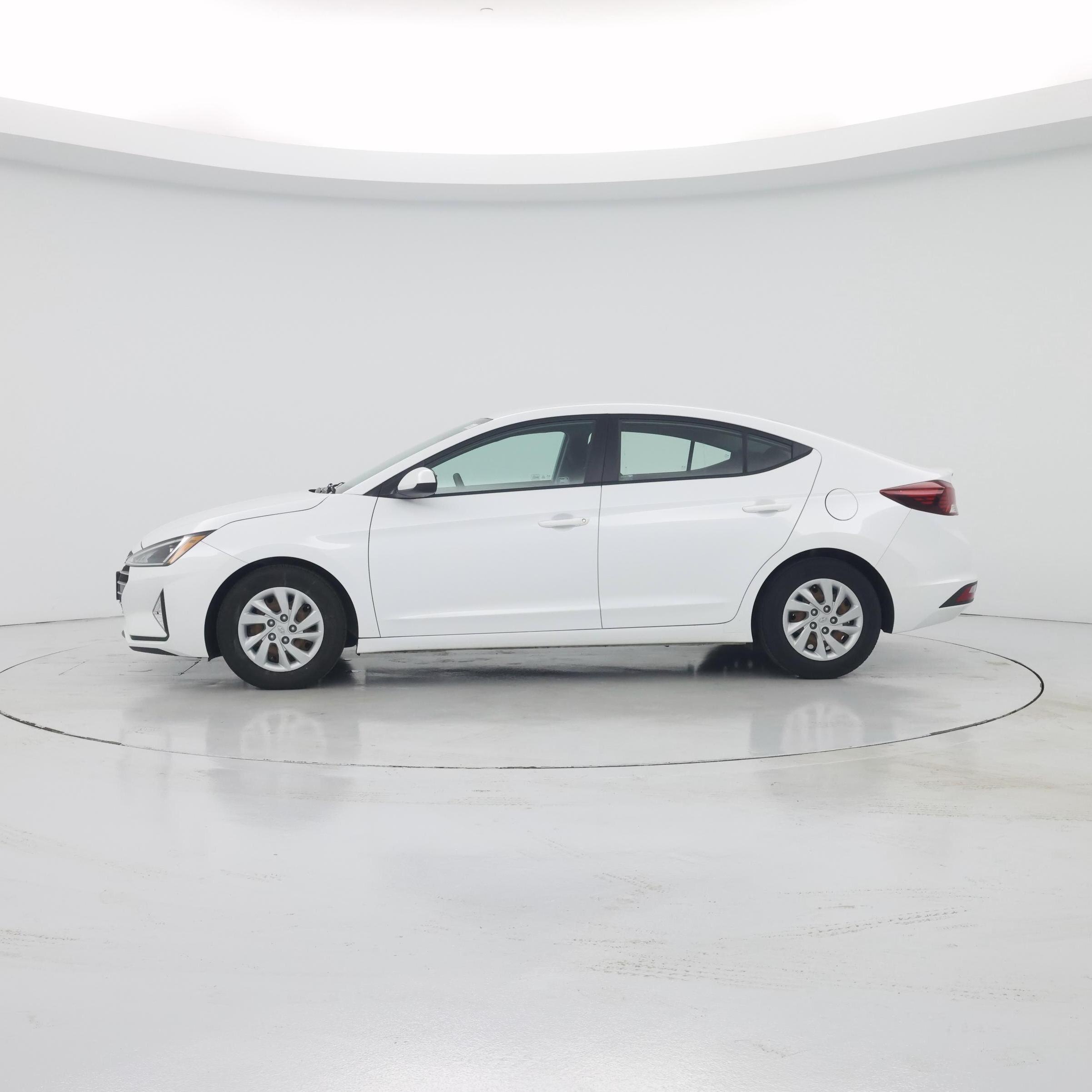 Thumbnail: 2020 Hyundai Elantra - 3