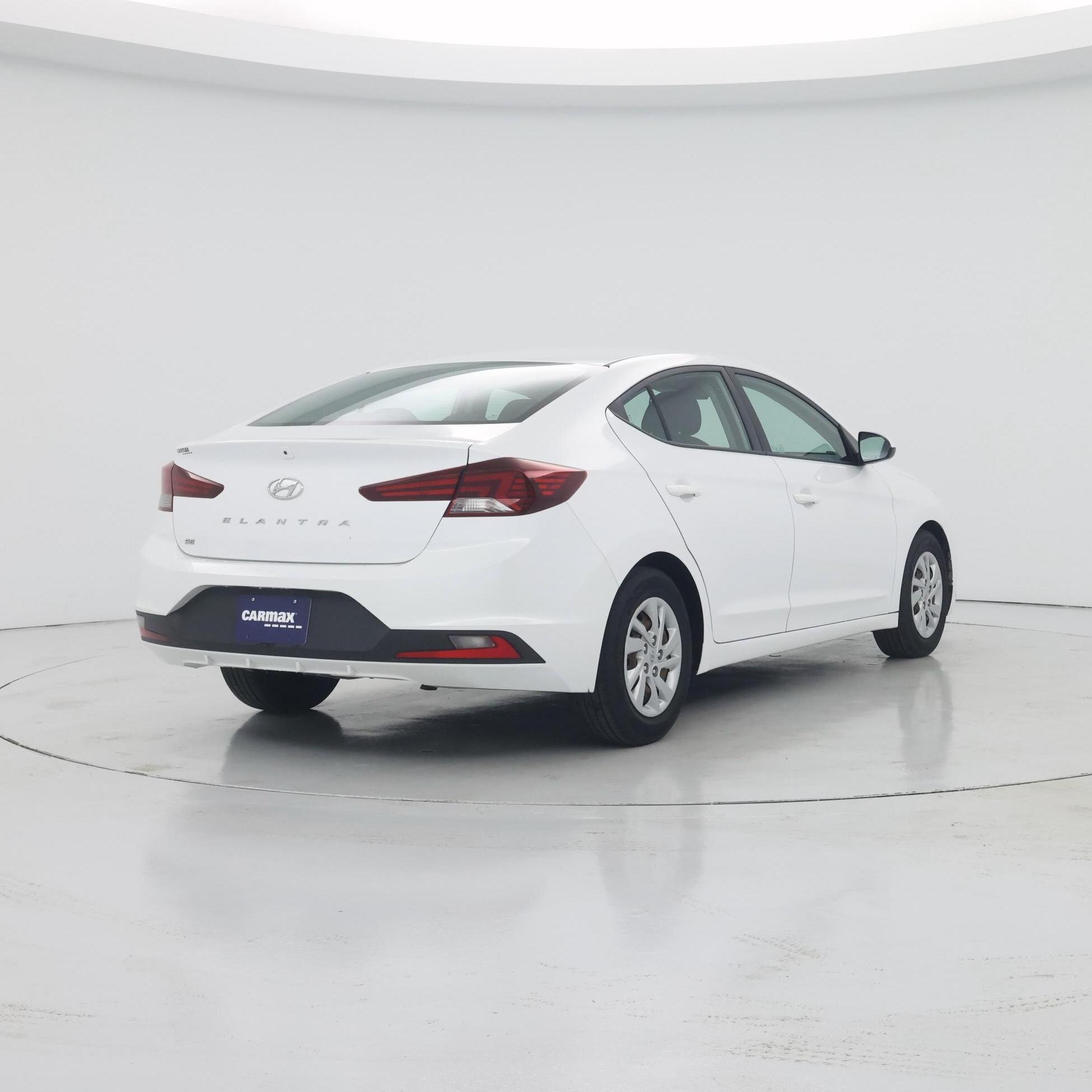 Thumbnail: 2020 Hyundai Elantra - 8