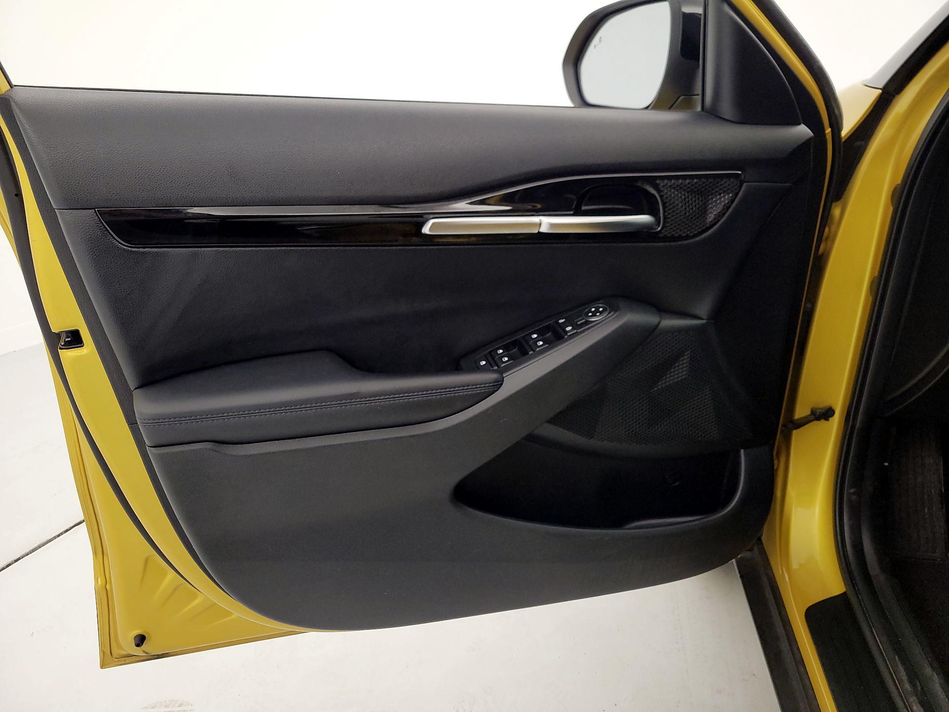 Thumbnail: 2023 Kia Seltos - 12