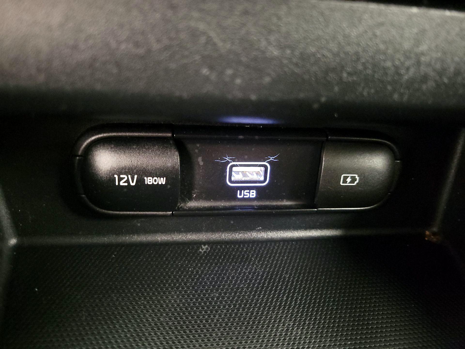 Thumbnail: 2023 Kia Seltos - 19