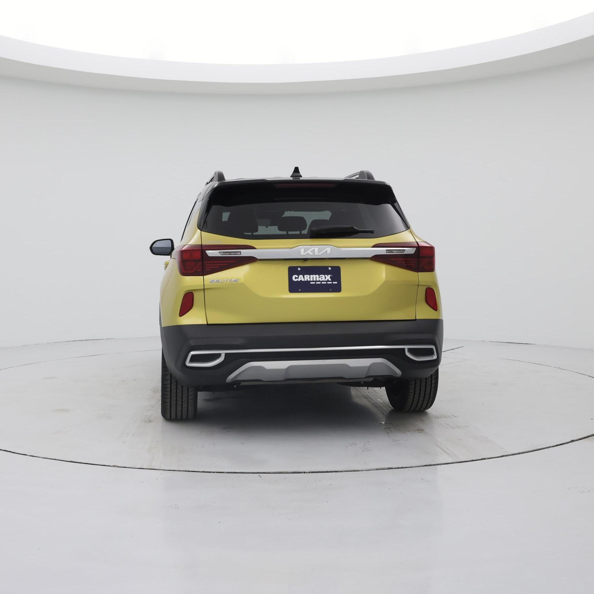 Thumbnail: 2023 Kia Seltos - 6