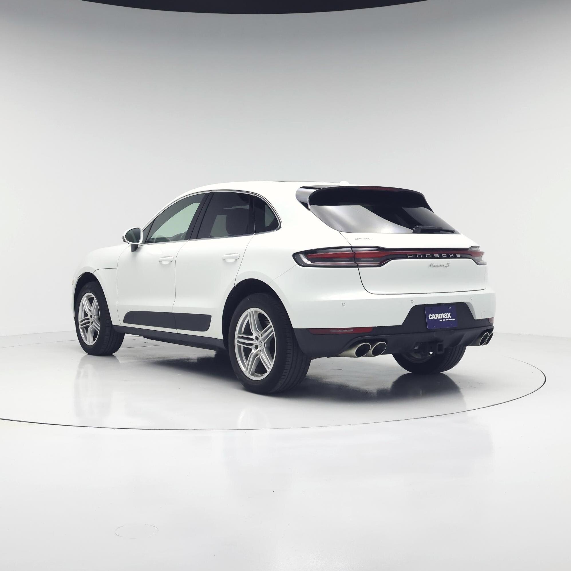 Thumbnail: 2021 Porsche Macan - 2
