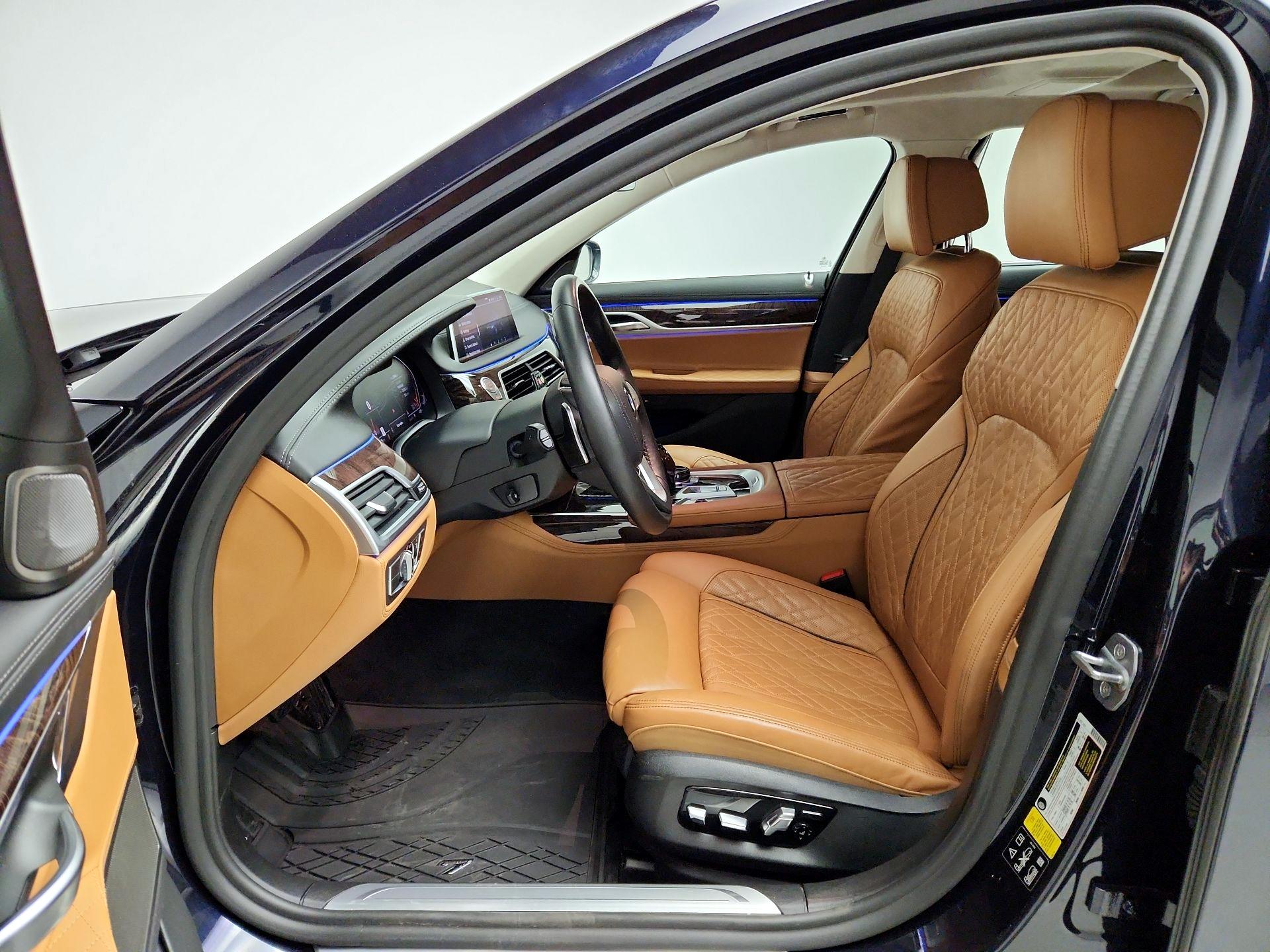 Thumbnail: 2020 BMW 7 Series - 11