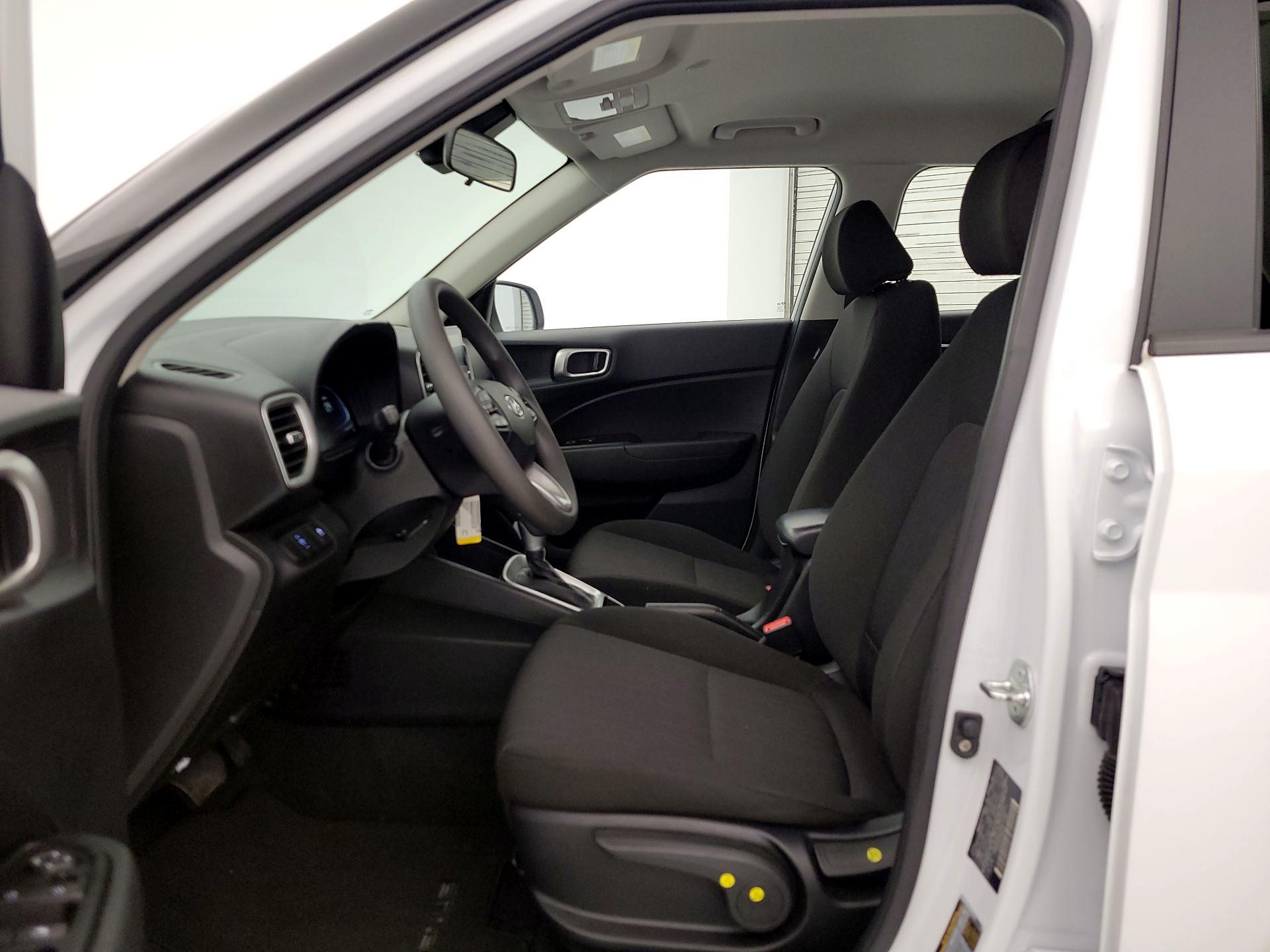 Thumbnail: 2024 Hyundai Venue - 11