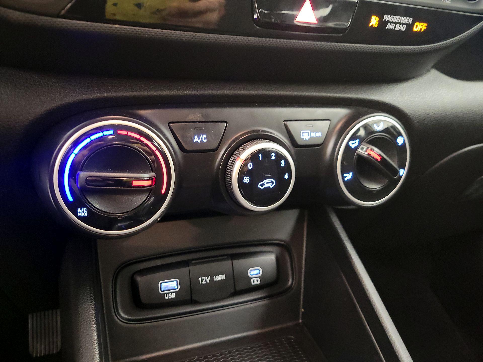 Thumbnail: 2024 Hyundai Venue - 16