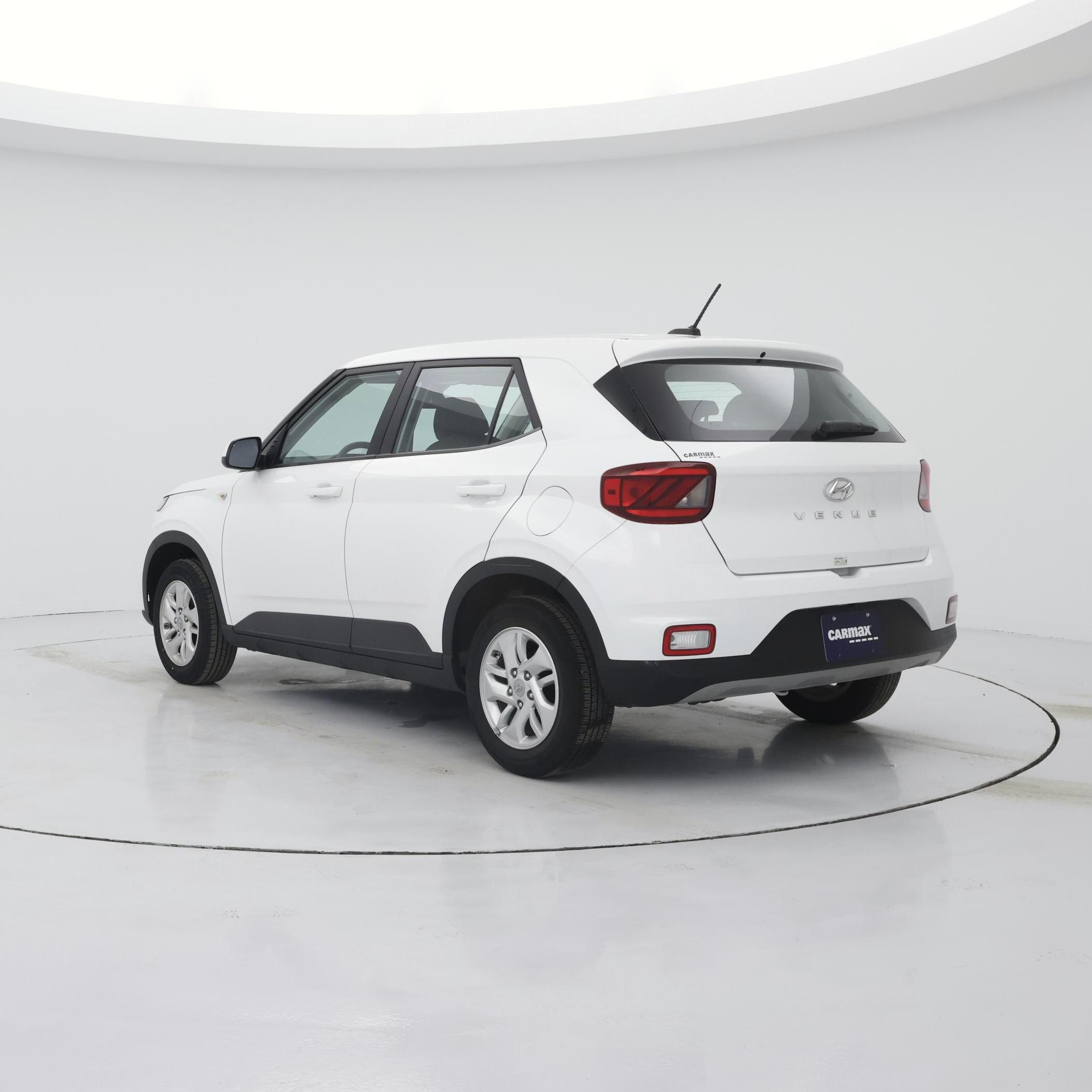 Thumbnail: 2024 Hyundai Venue - 2