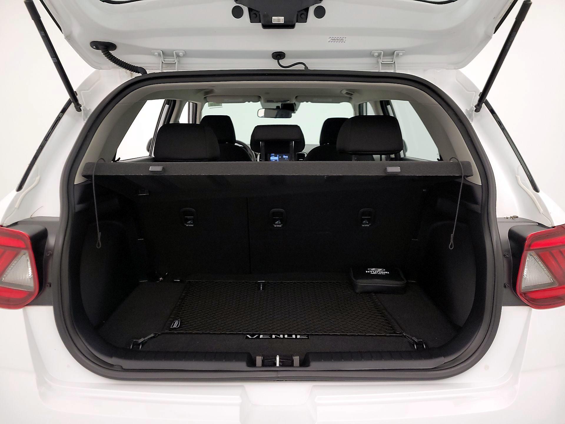 Thumbnail: 2024 Hyundai Venue - 20