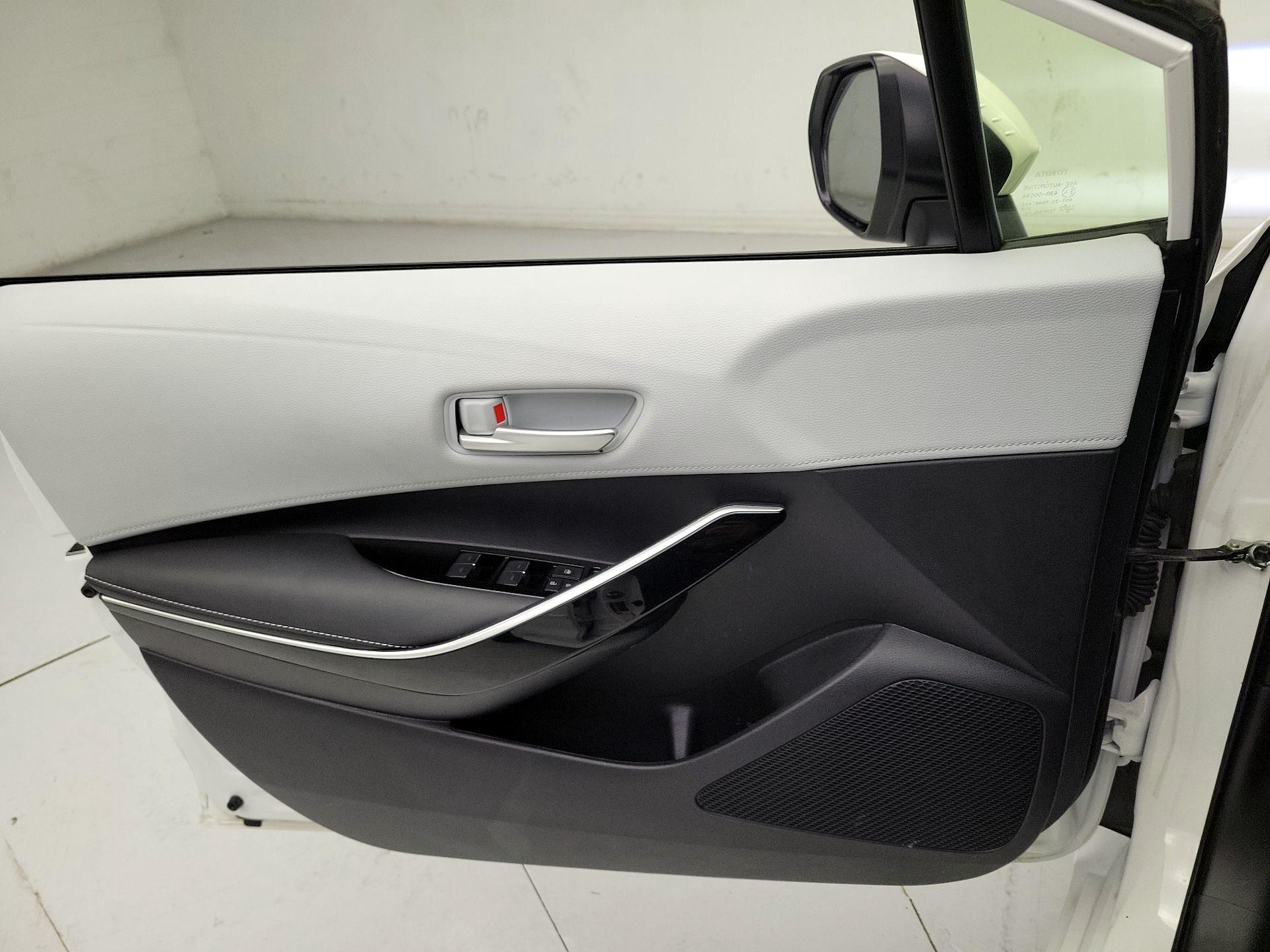 Thumbnail: 2024 Toyota Corolla - 12