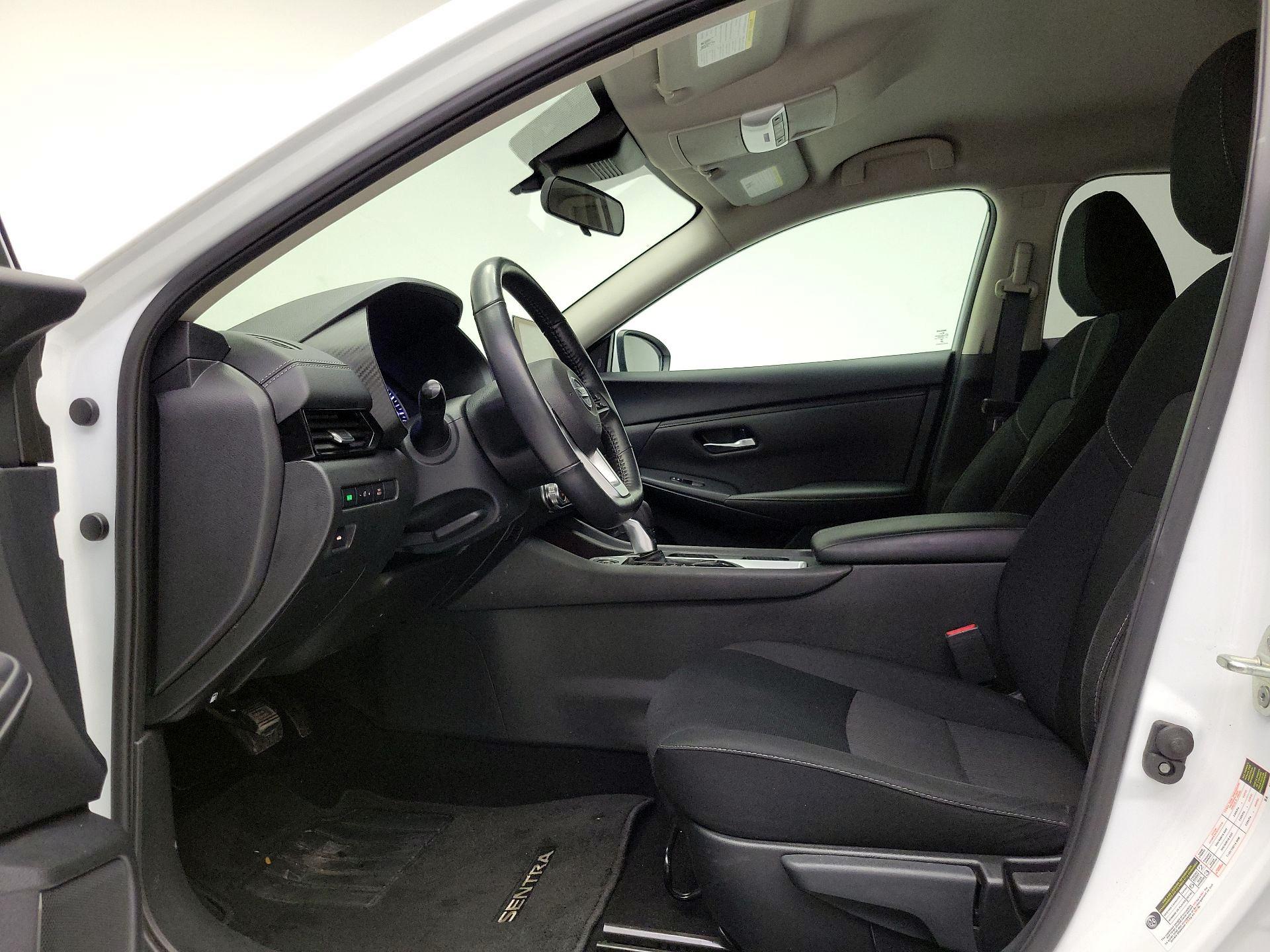 Thumbnail: 2023 Nissan Sentra - 11