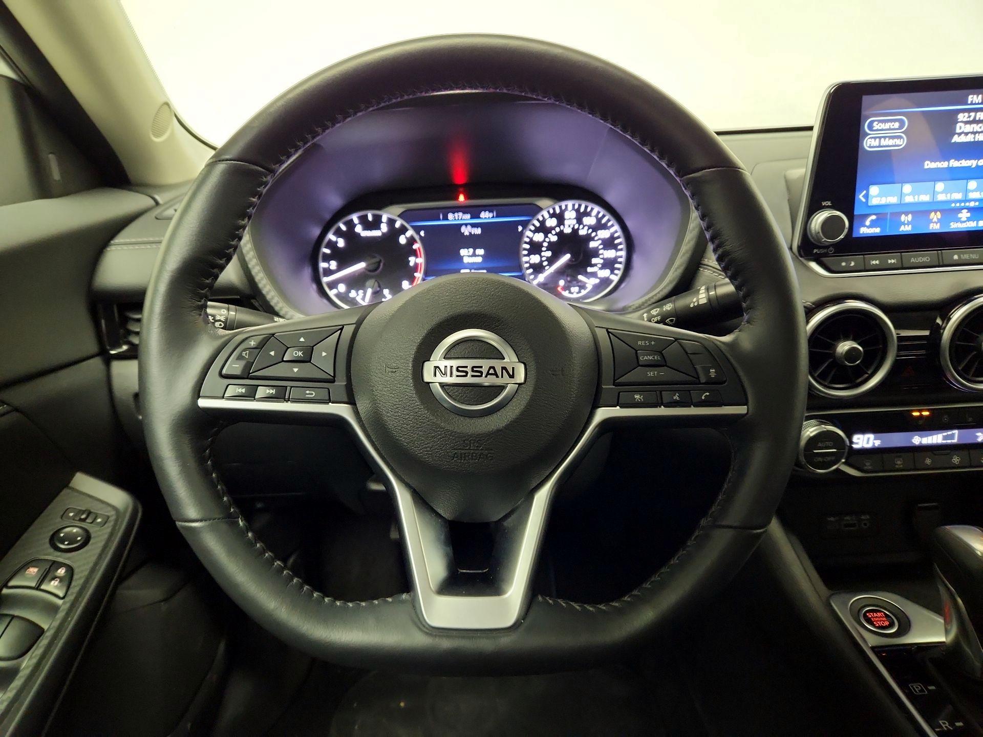 Thumbnail: 2022 Nissan Sentra - 10