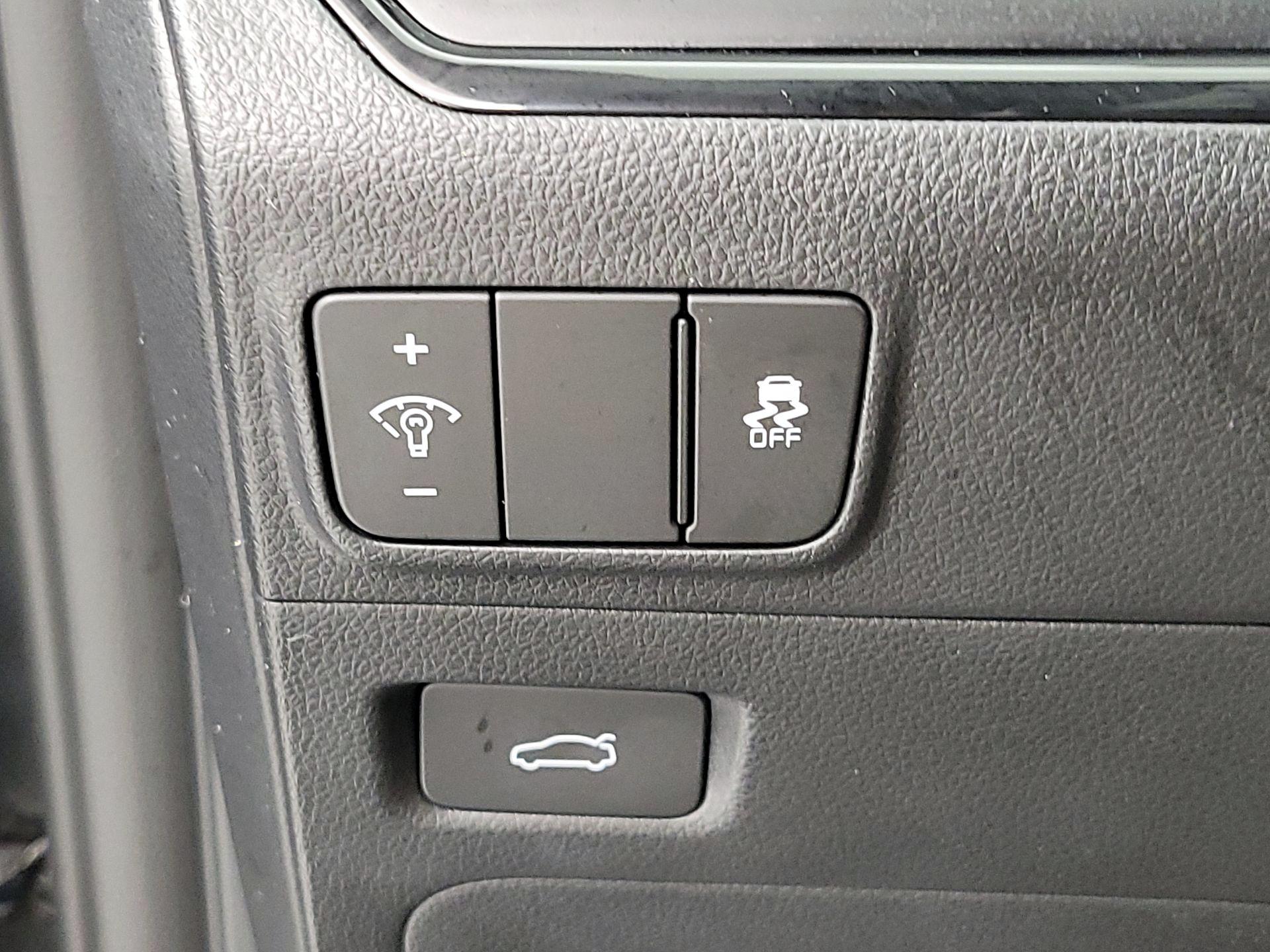 Thumbnail: 2026 Kia K5 - 13