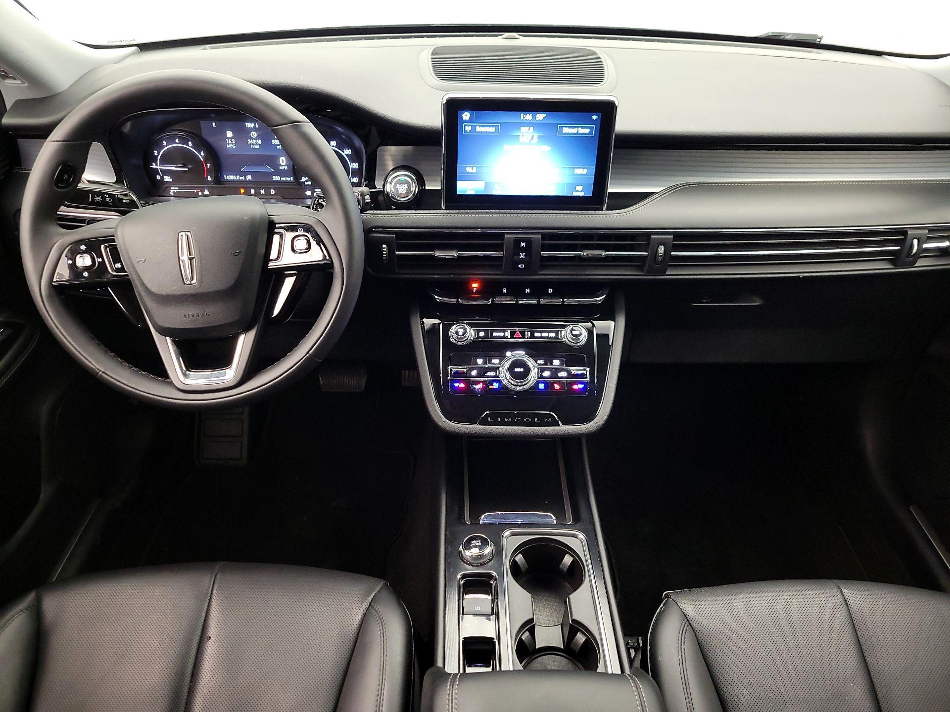 Thumbnail: 2022 Lincoln Corsair - 9