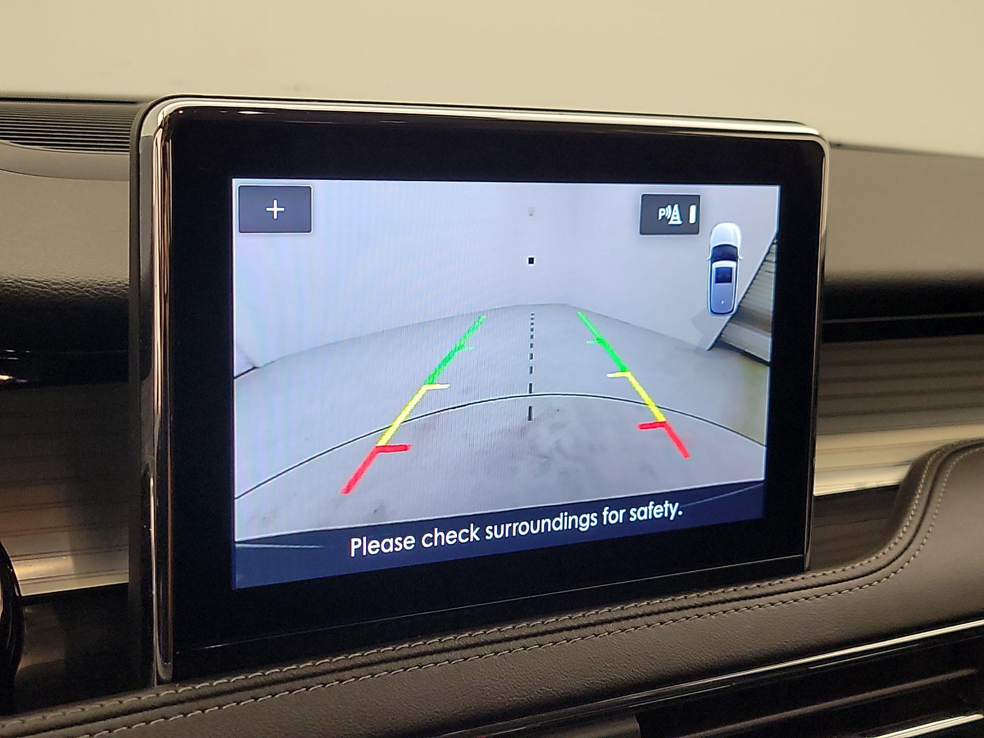 Thumbnail: 2022 Lincoln Corsair - 14