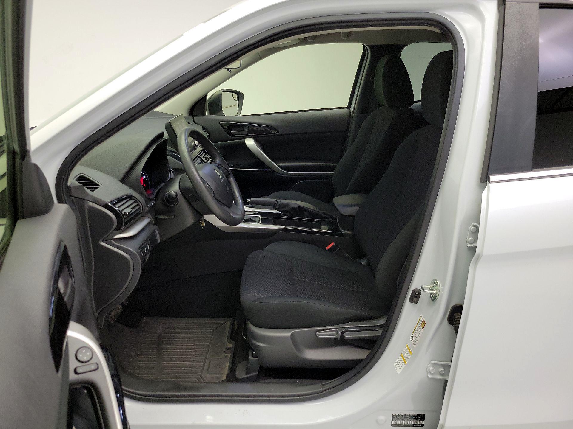 Thumbnail: 2023 Mitsubishi Eclipse Cross - 11