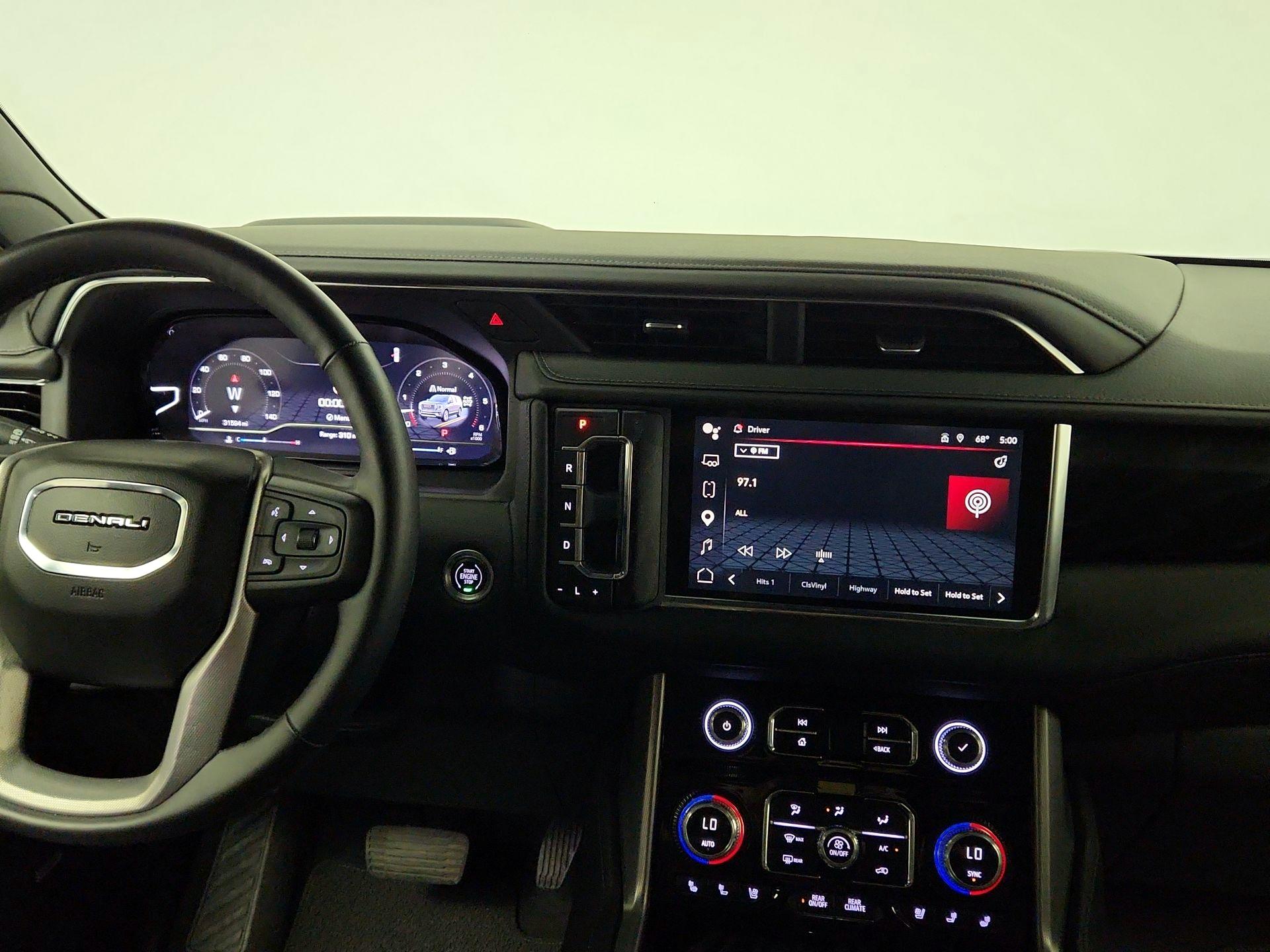 Thumbnail: 2023 GMC Yukon - 17