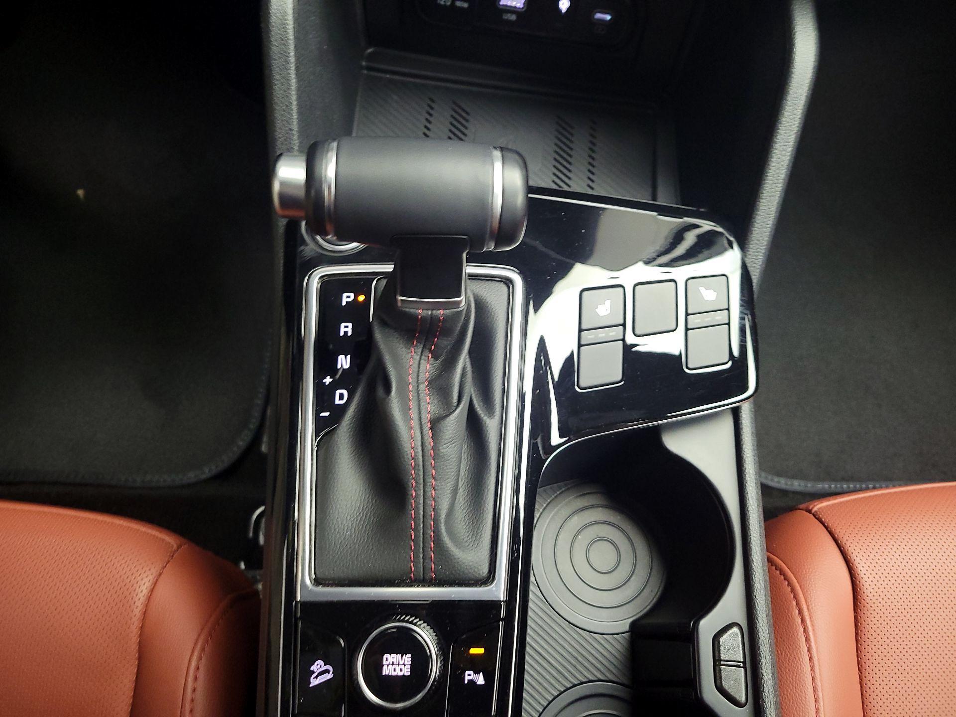 Thumbnail: 2025 Kia Sportage - 17