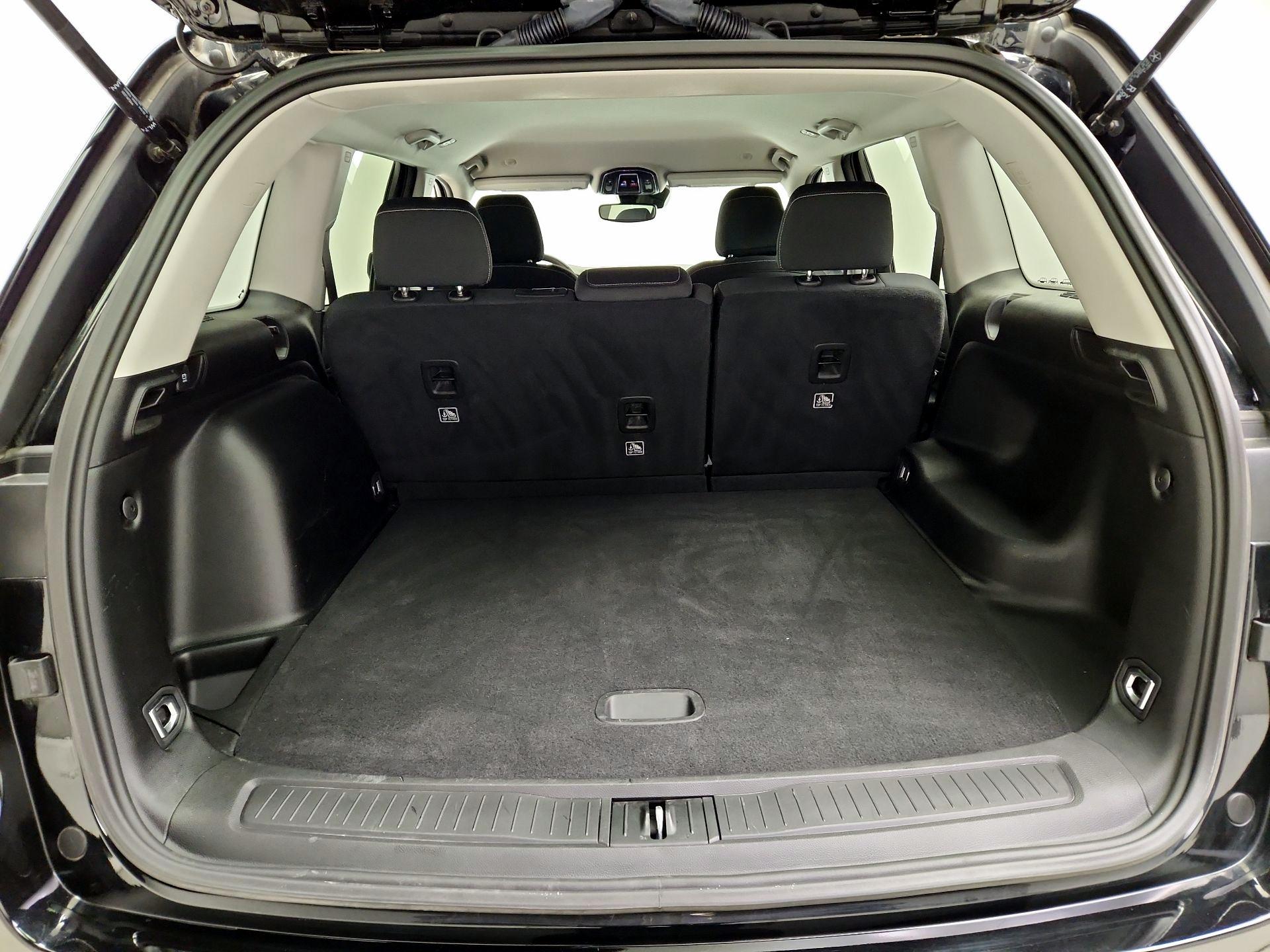 Thumbnail: 2023 Jeep Grand Cherokee - 20