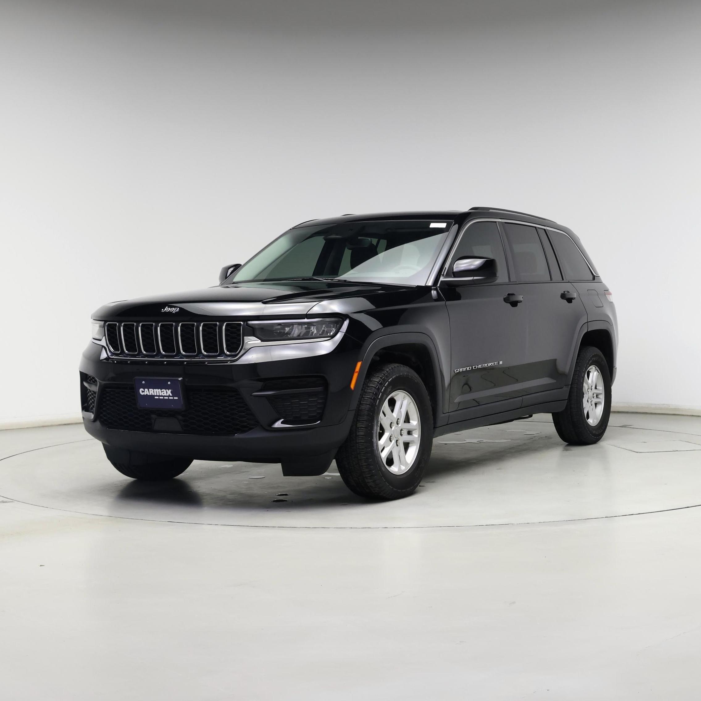 Thumbnail: 2023 Jeep Grand Cherokee - 4