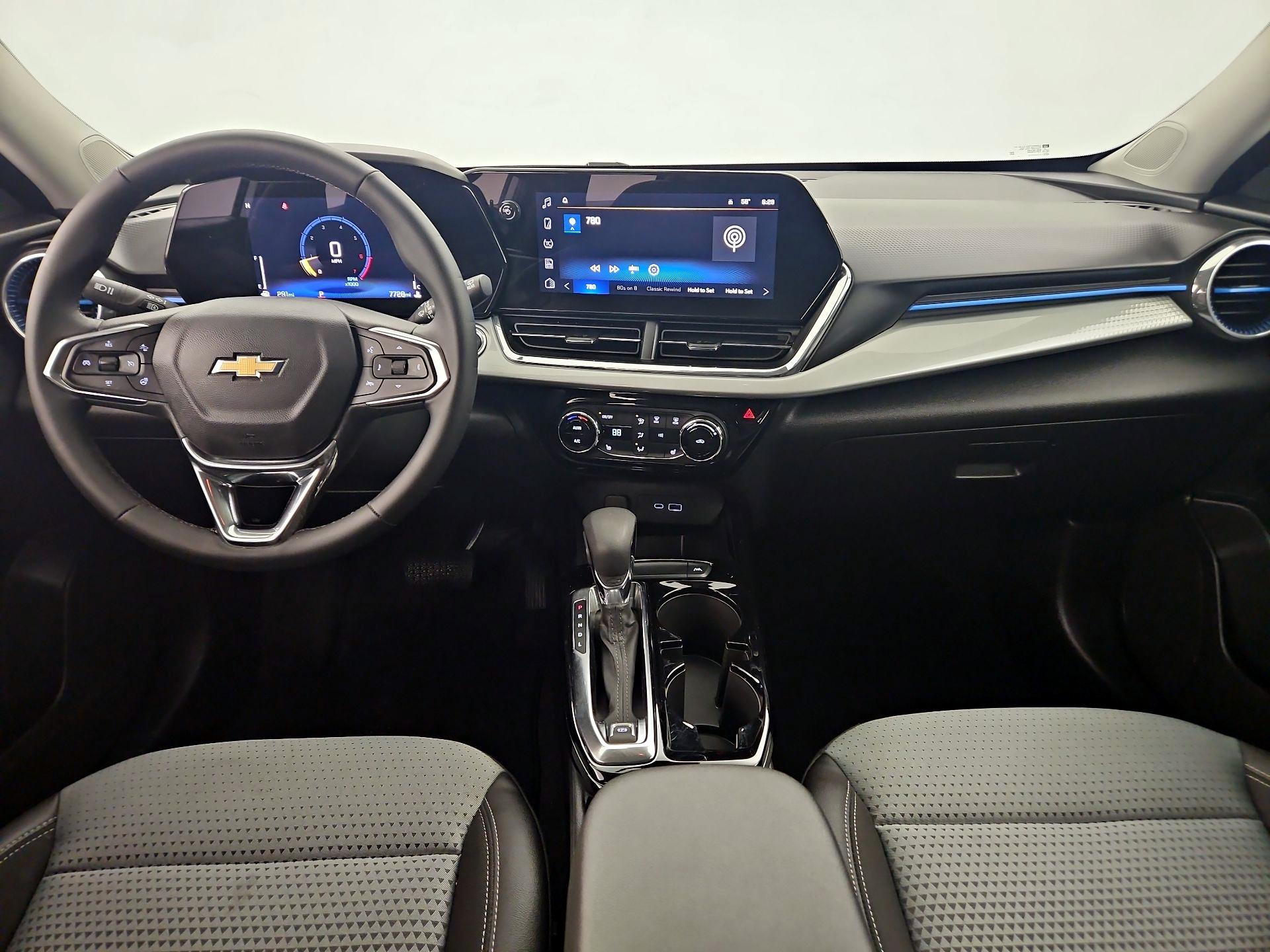 Thumbnail: 2025 Chevrolet Trax - 9