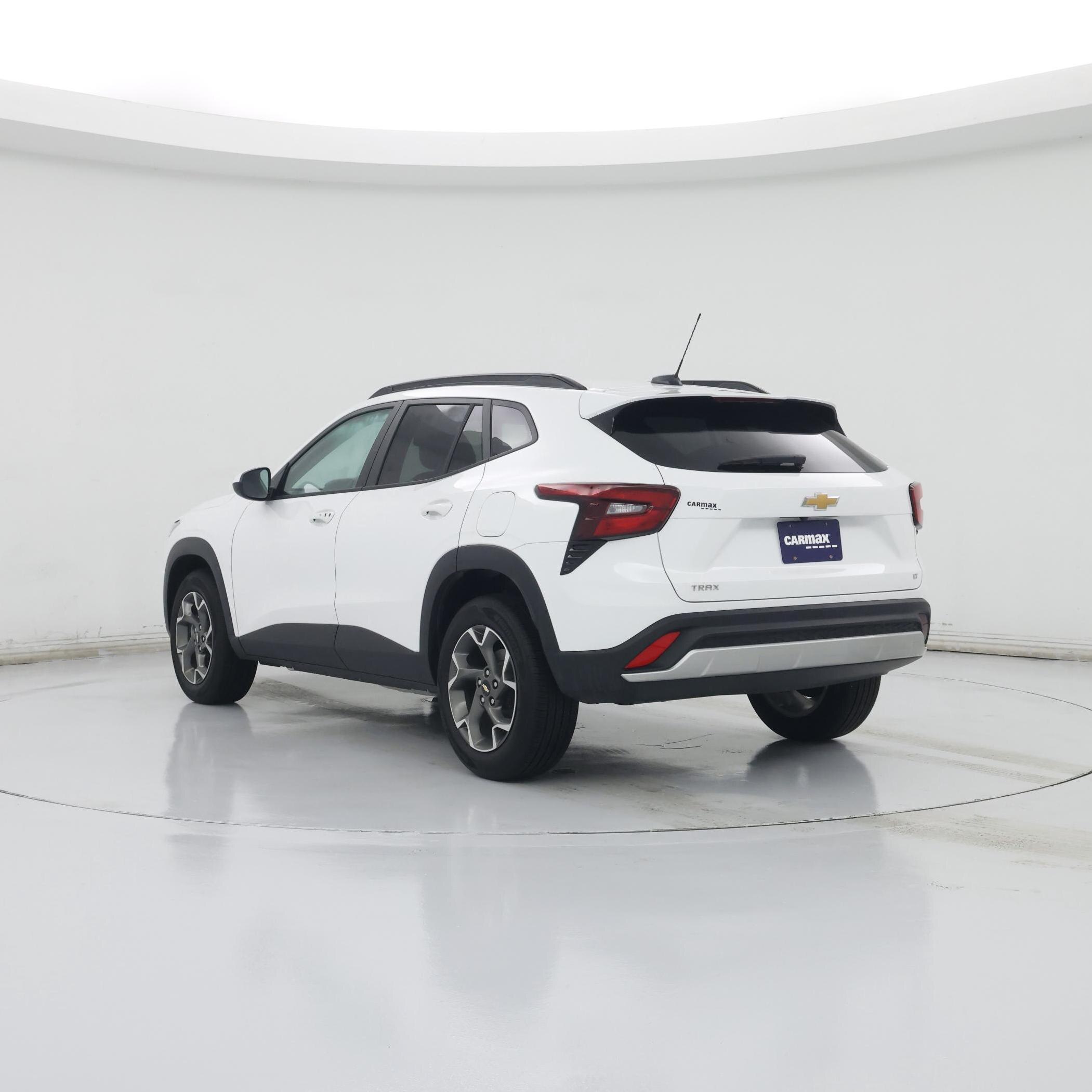 Thumbnail: 2025 Chevrolet Trax - 2