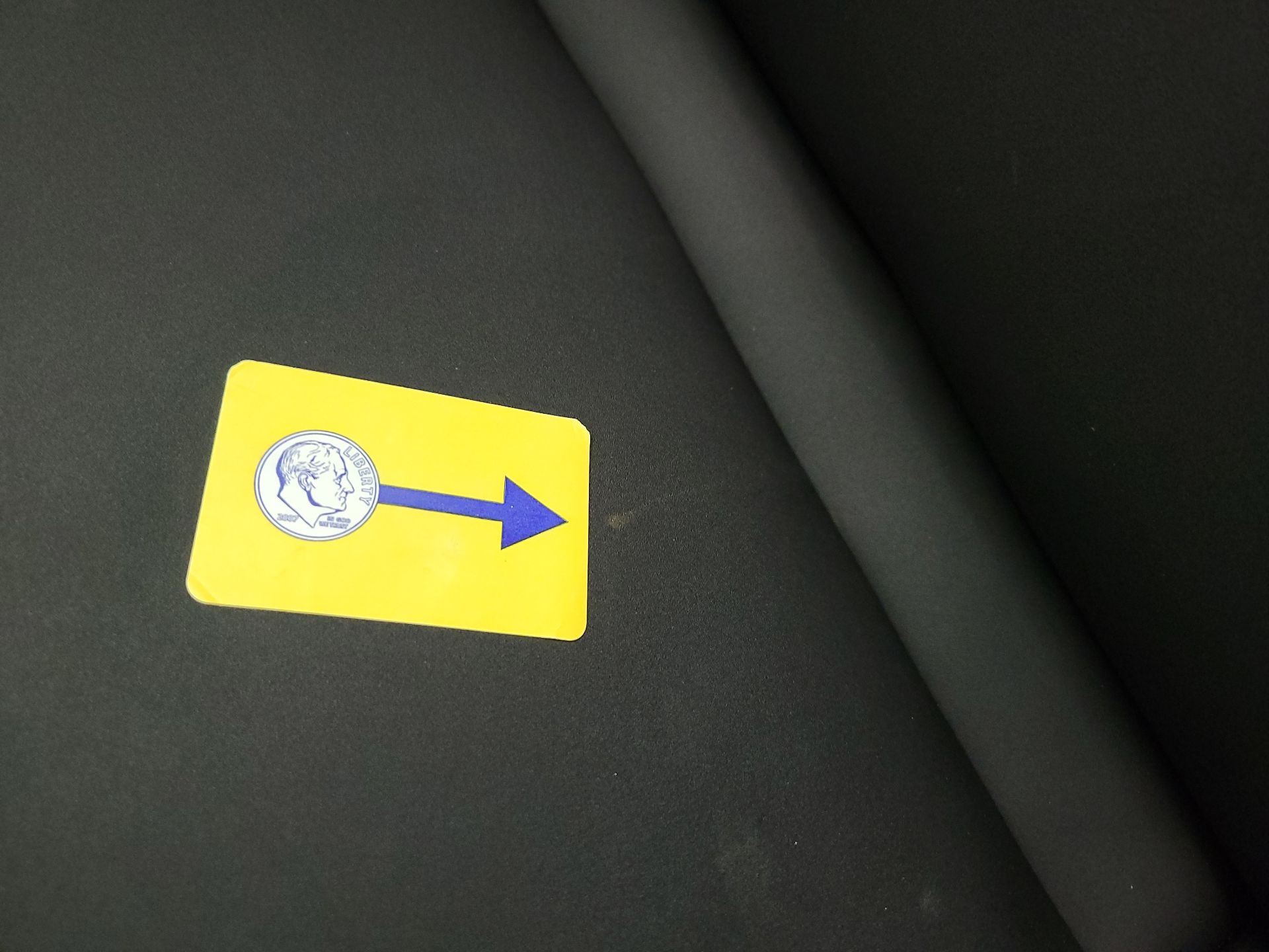 Thumbnail: 2023 Volvo C40 - 20