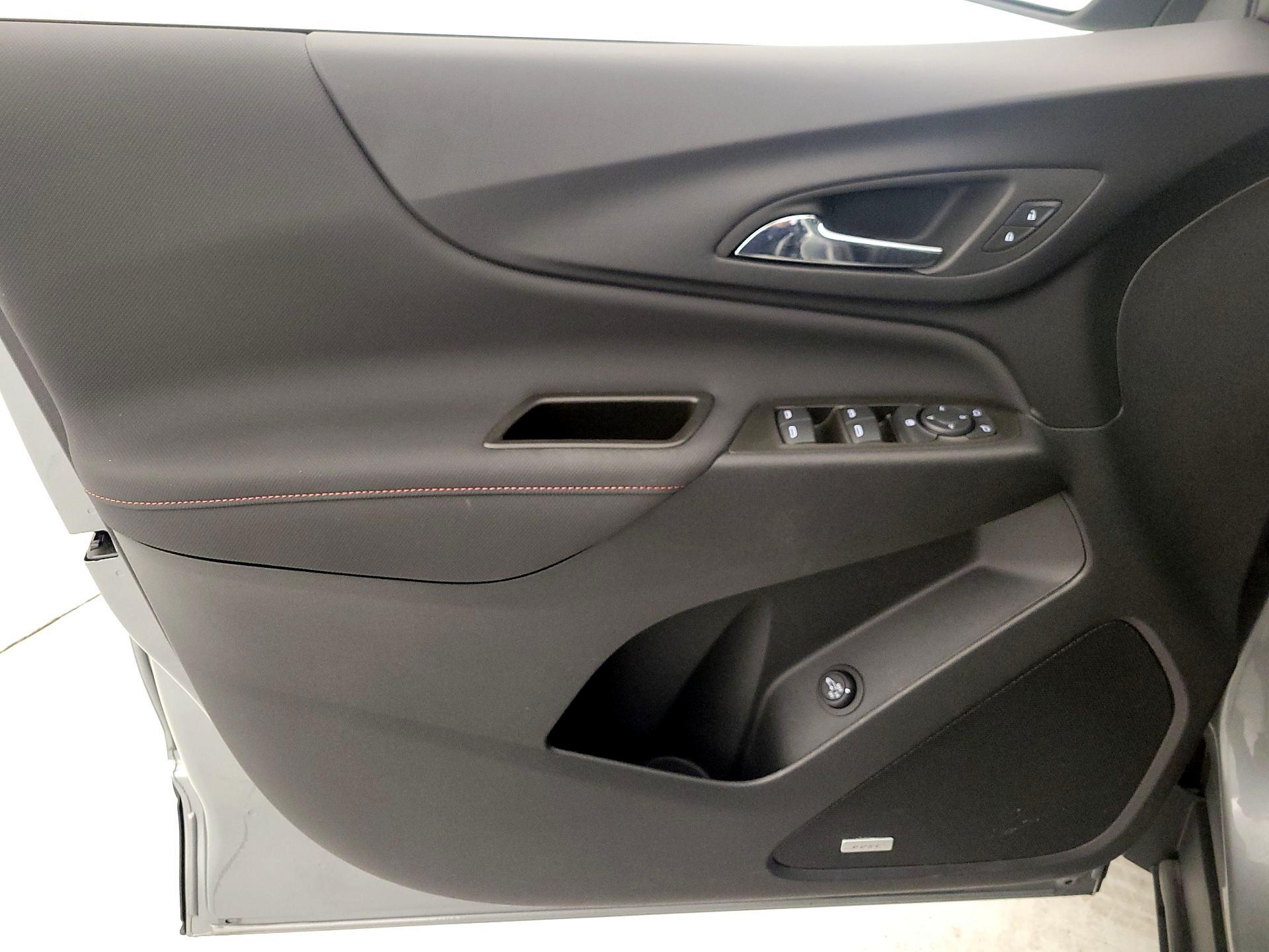 Thumbnail: 2023 Chevrolet Equinox - 12