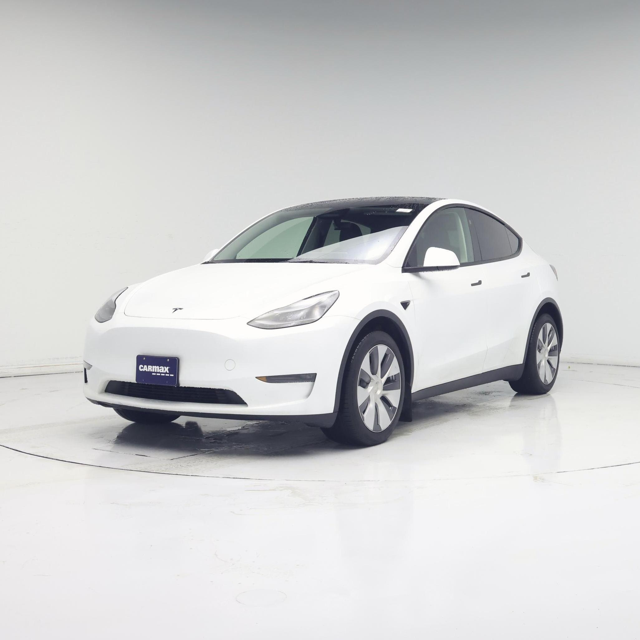 Thumbnail: 2024 Tesla Model Y - 4
