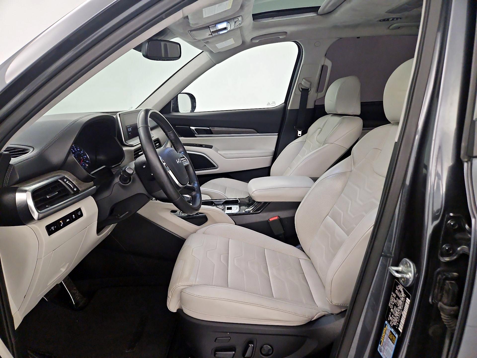 Thumbnail: 2022 Kia Telluride - 11