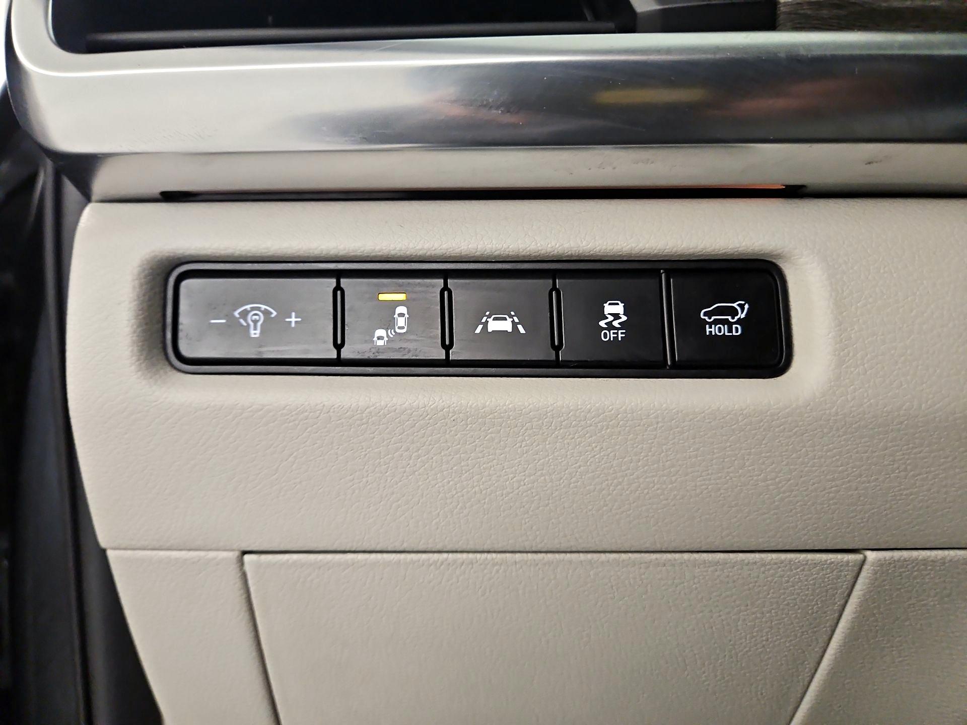 Thumbnail: 2022 Kia Telluride - 13