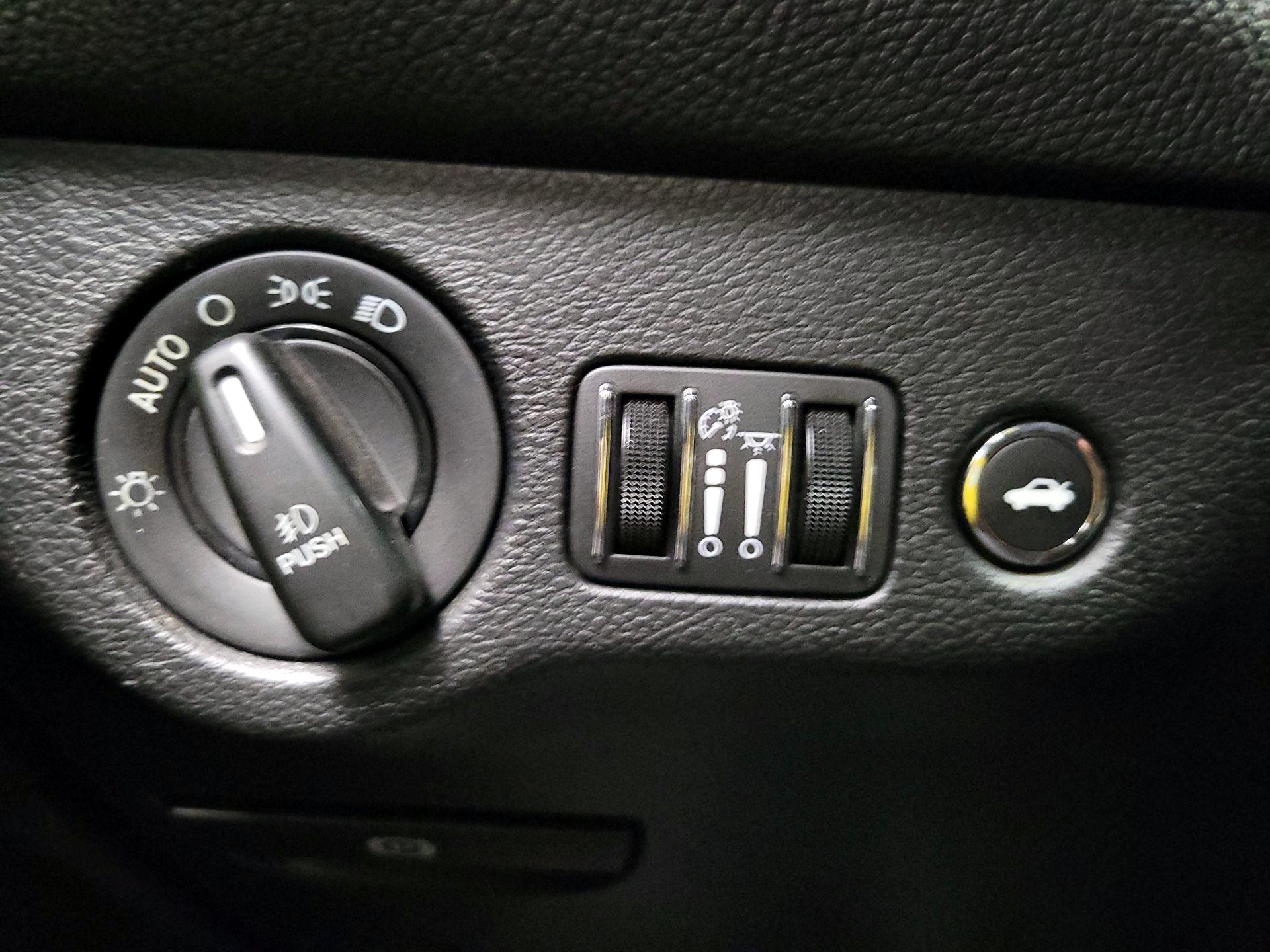 Thumbnail: 2020 Dodge Challenger - 13