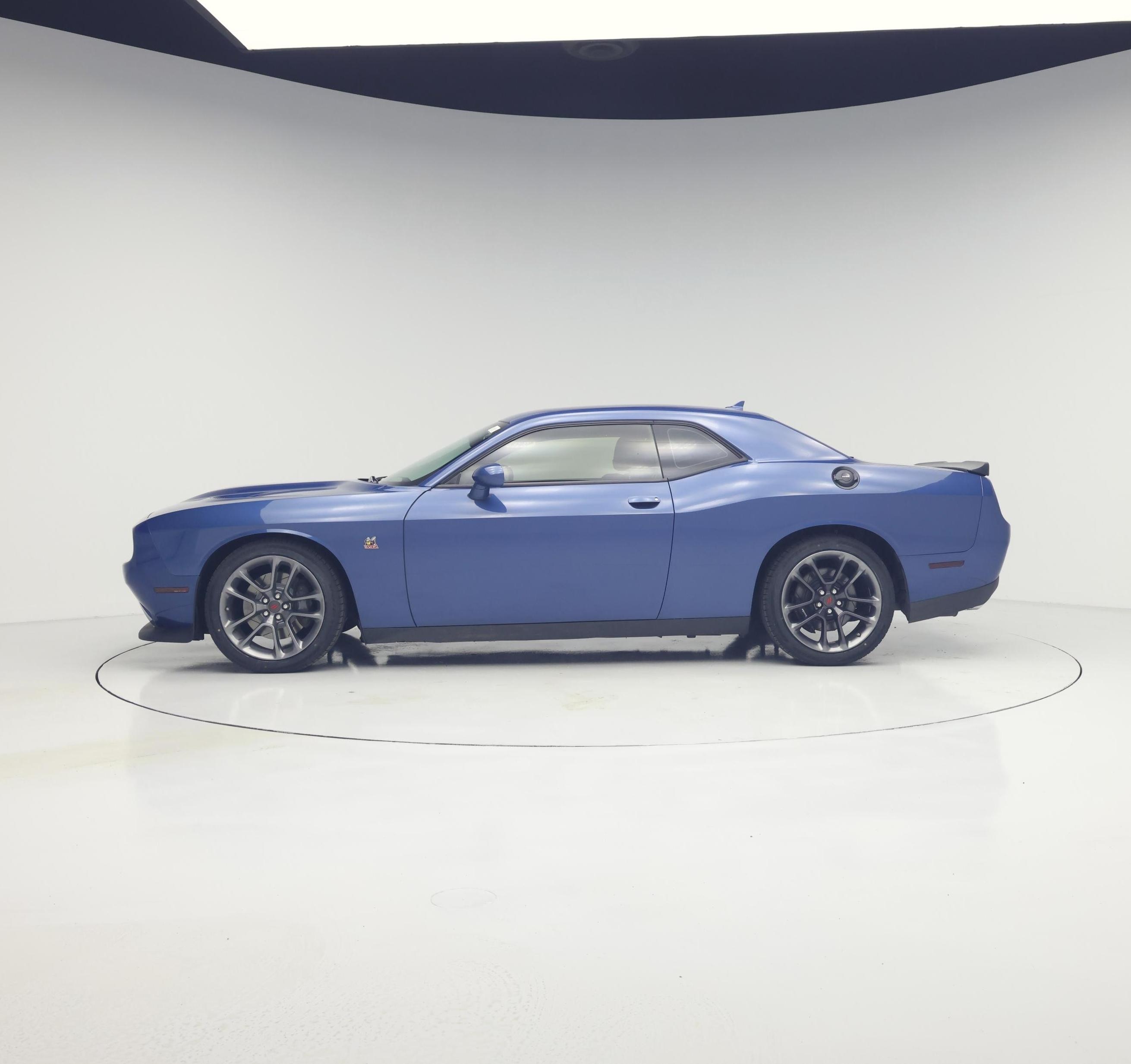 Thumbnail: 2020 Dodge Challenger - 3