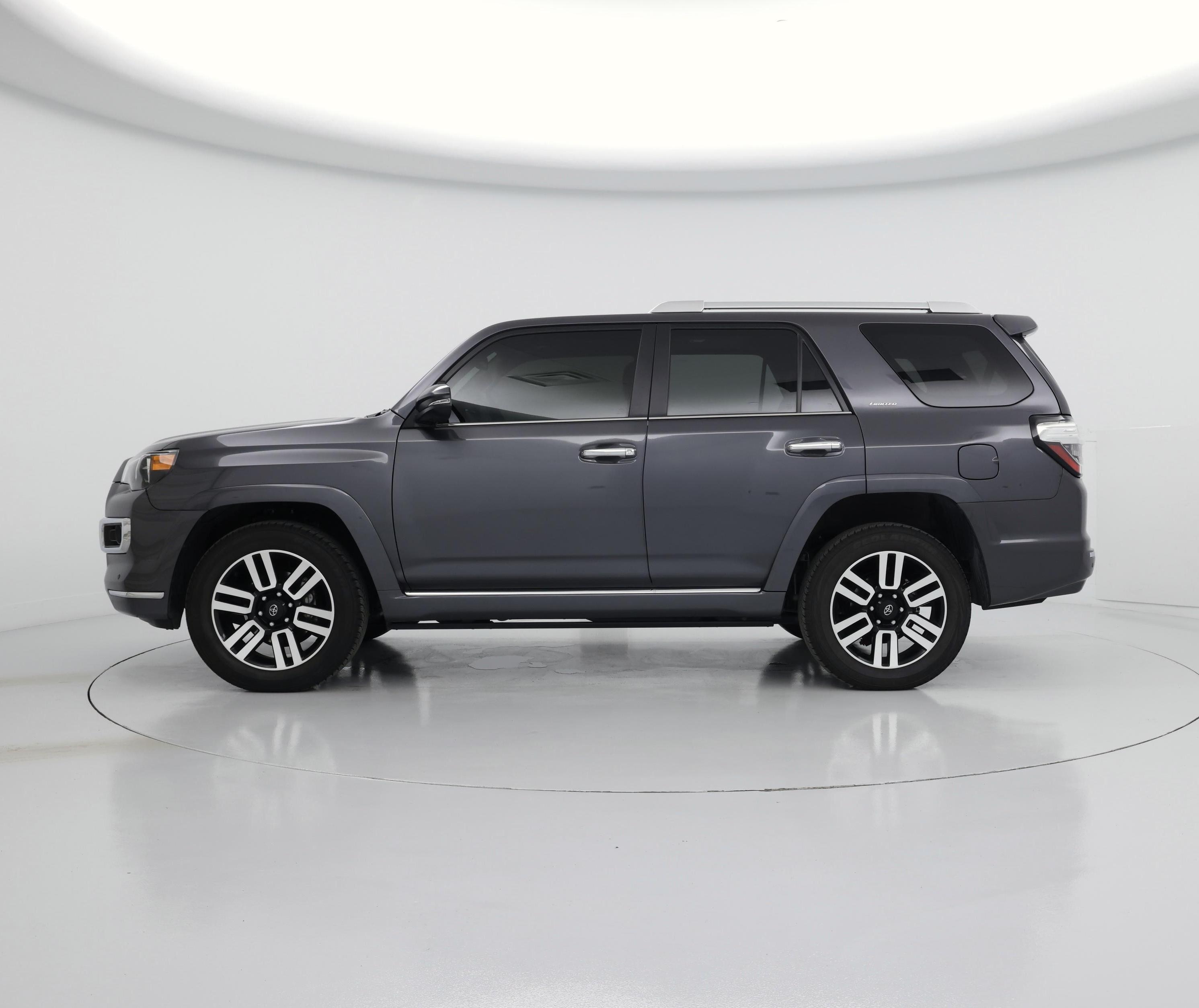 Thumbnail: 2023 Toyota 4Runner - 3