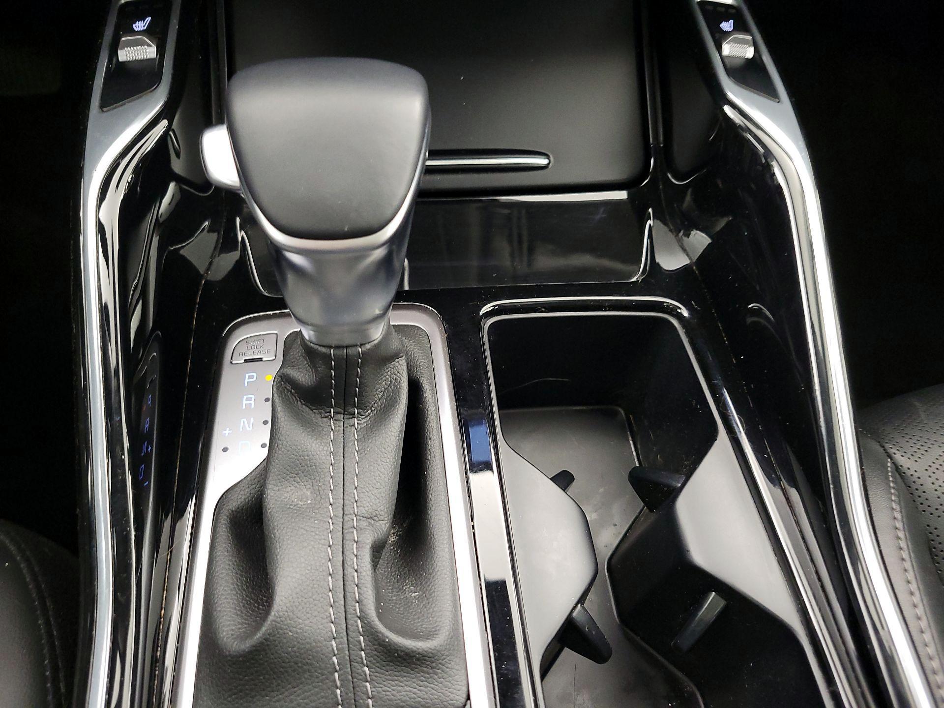 Thumbnail: 2023 Kia Sorento - 18