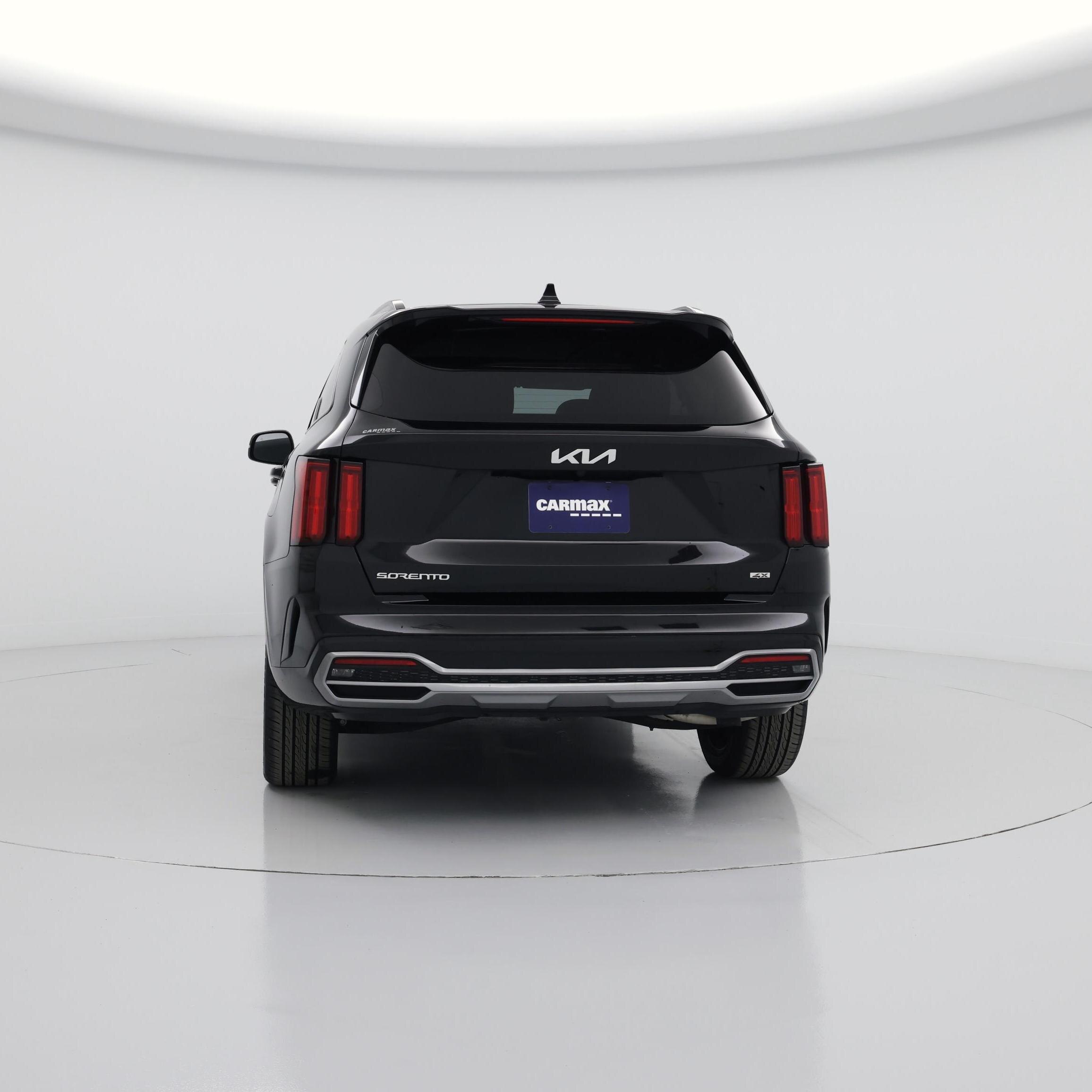 Thumbnail: 2023 Kia Sorento - 6