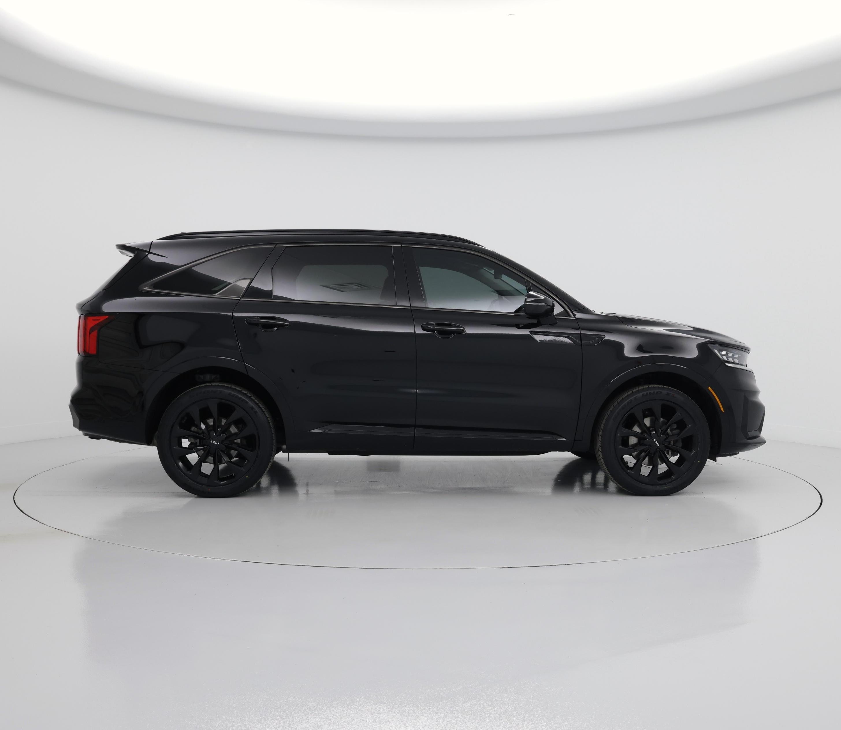 Thumbnail: 2023 Kia Sorento - 7