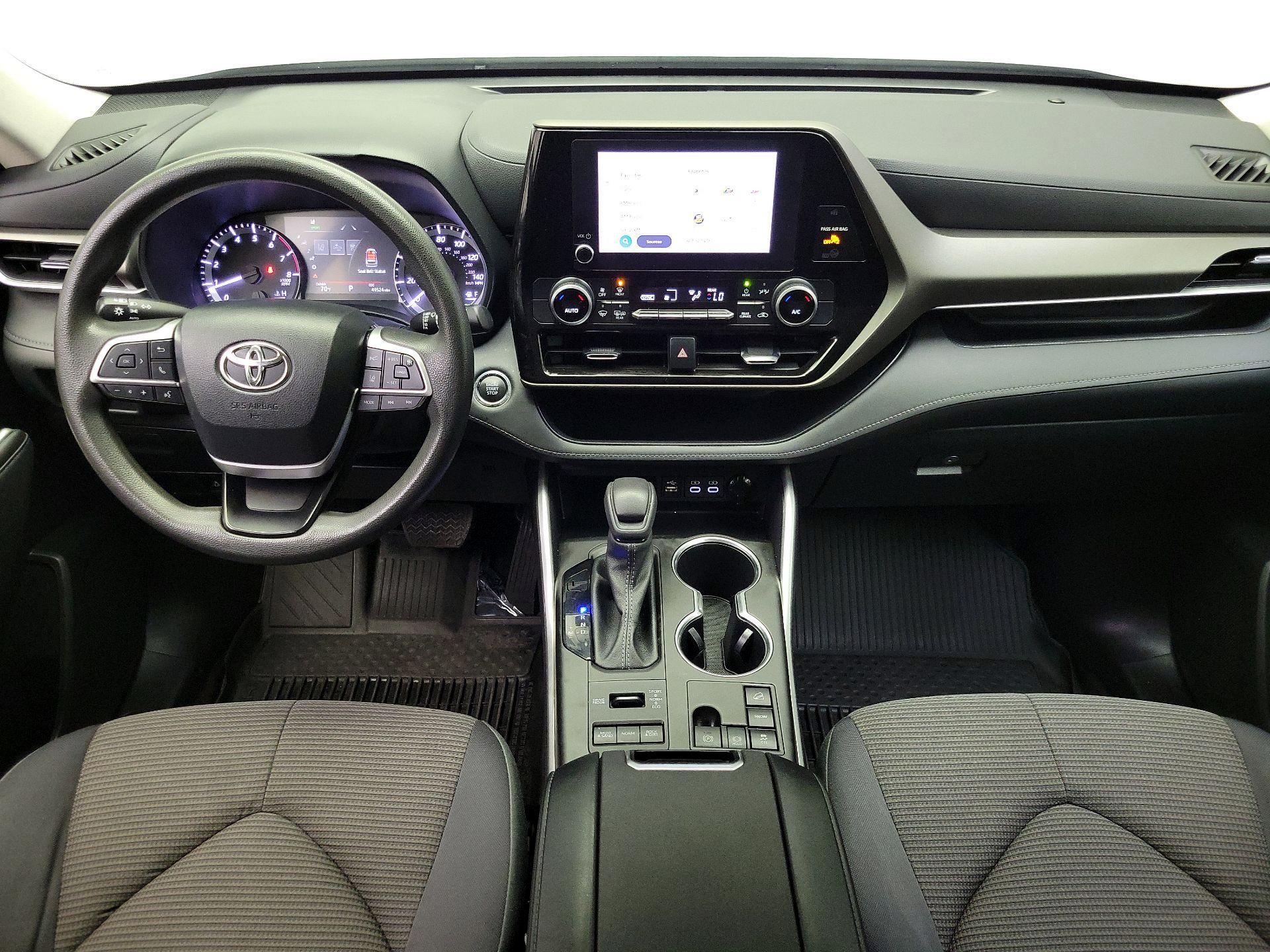 Thumbnail: 2023 Toyota Highlander - 9