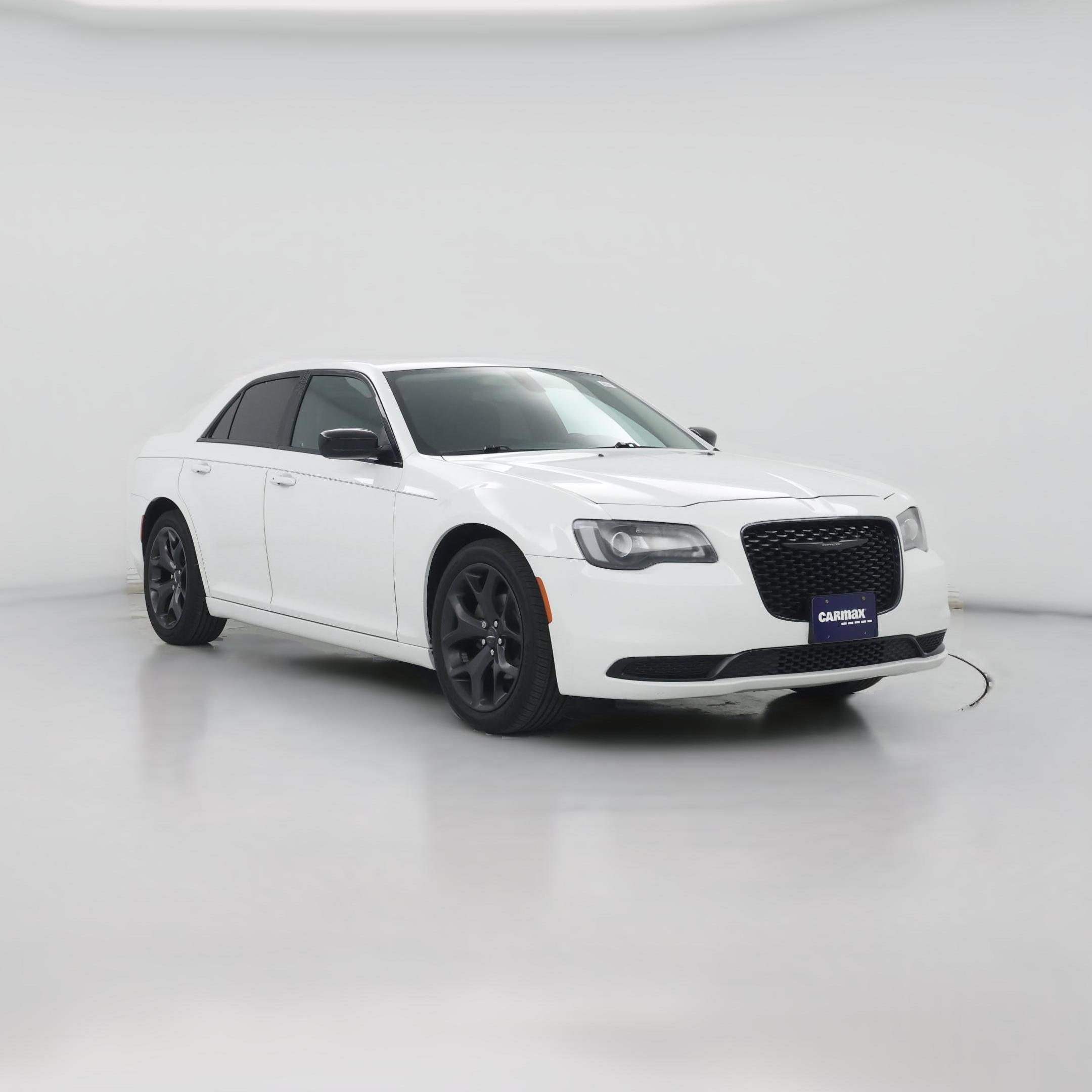 Thumbnail: 2023 Chrysler 300 - 1