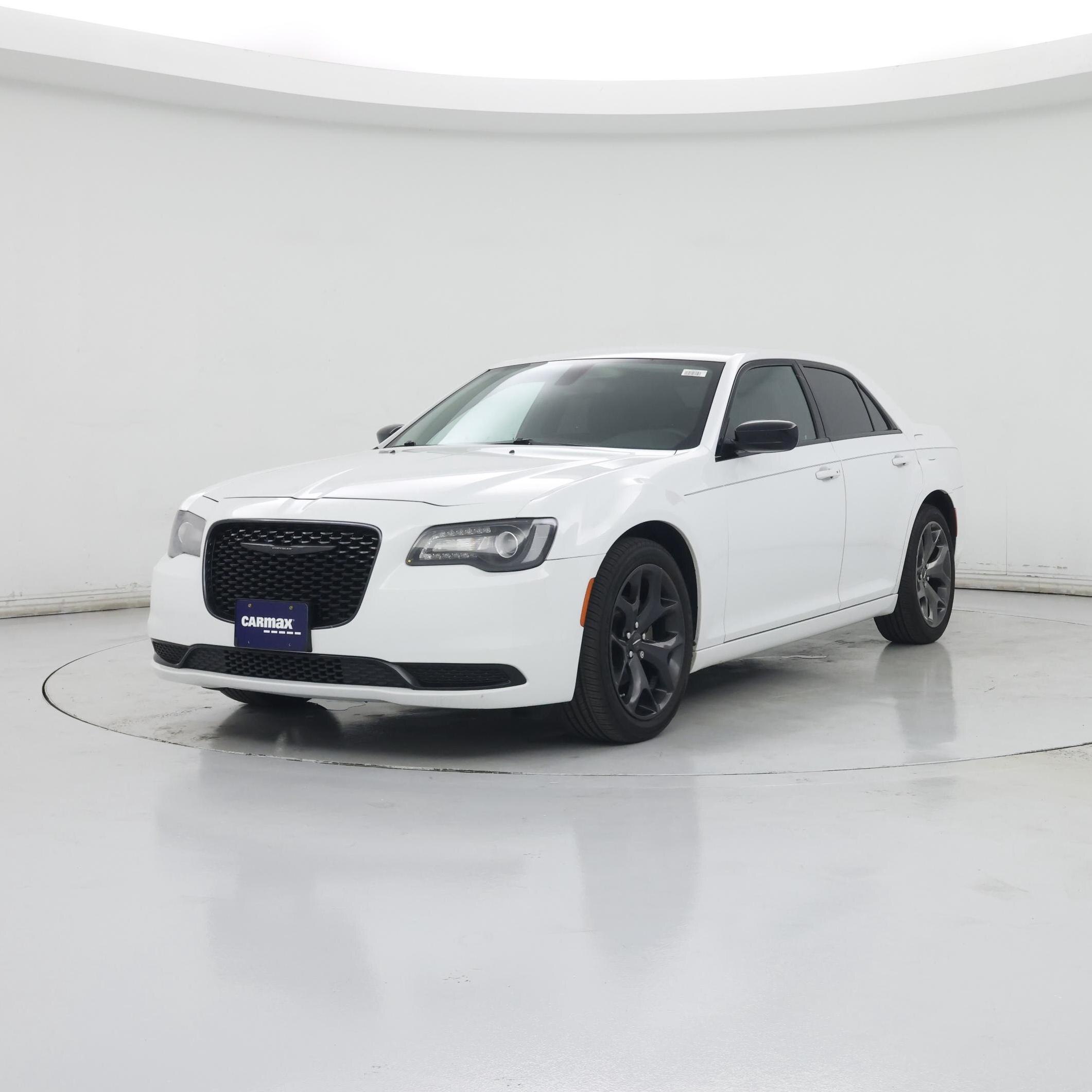 Thumbnail: 2023 Chrysler 300 - 4