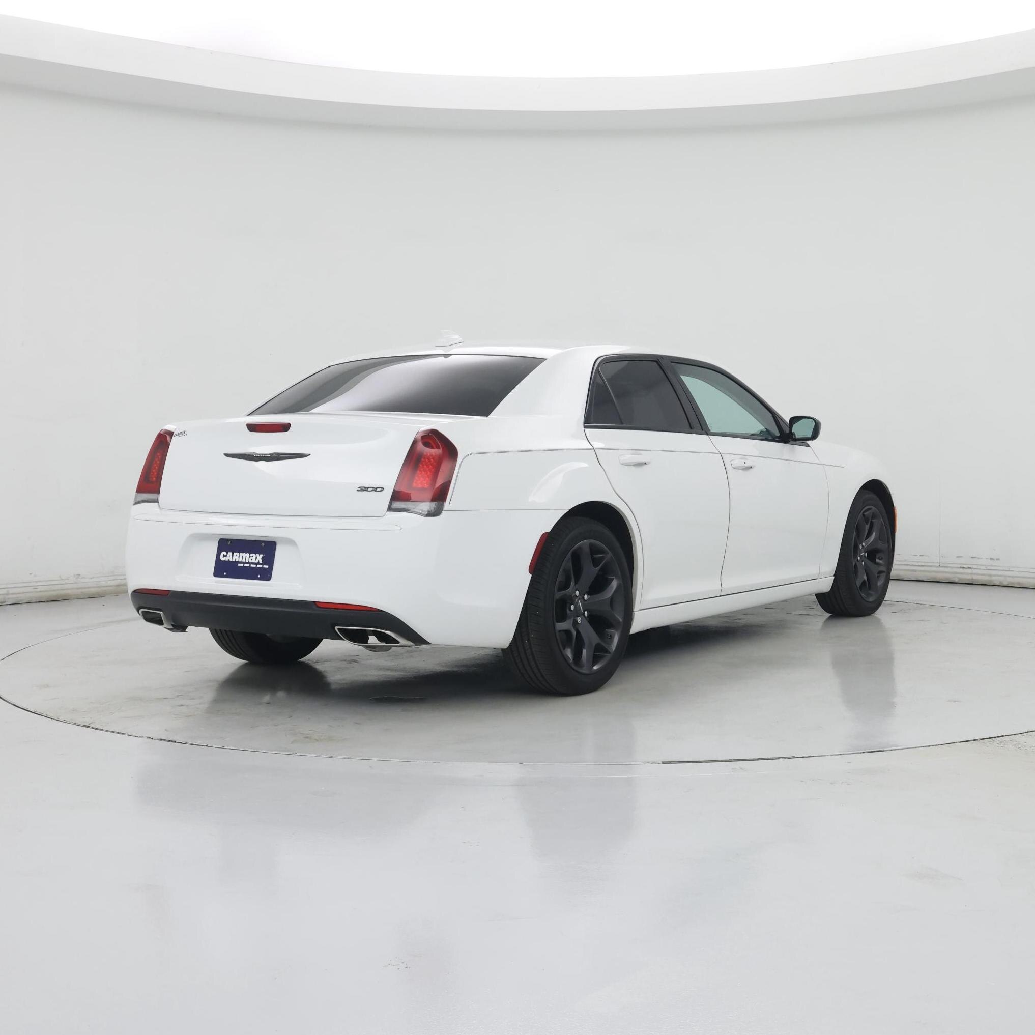 Thumbnail: 2023 Chrysler 300 - 8