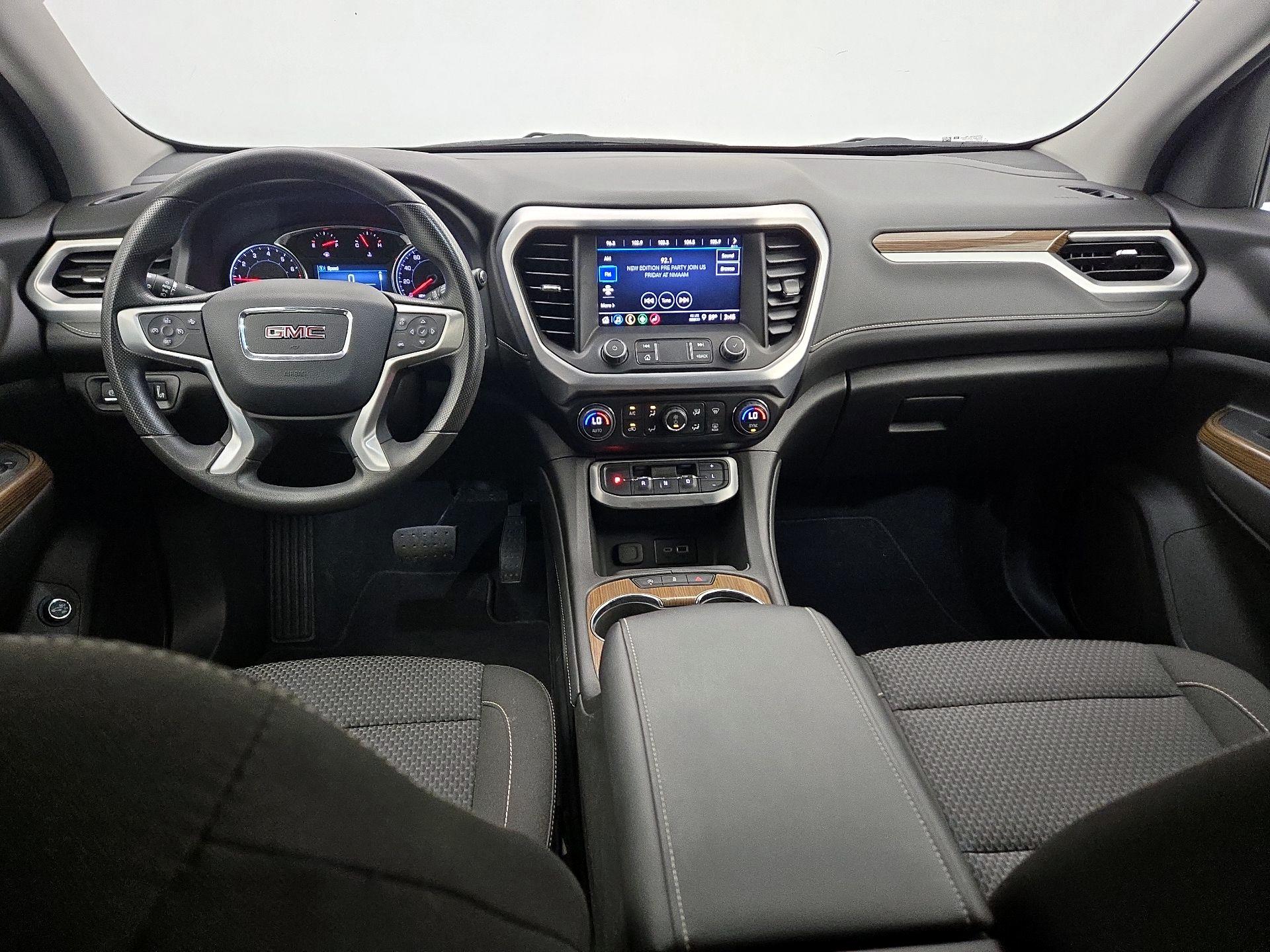 Thumbnail: 2023 GMC Acadia - 9