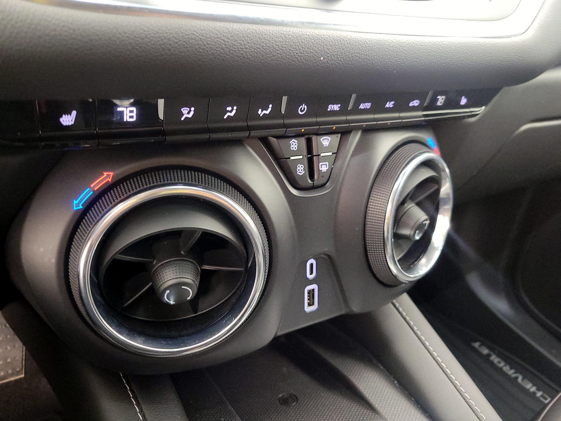 Thumbnail: 2024 Chevrolet Blazer - 17