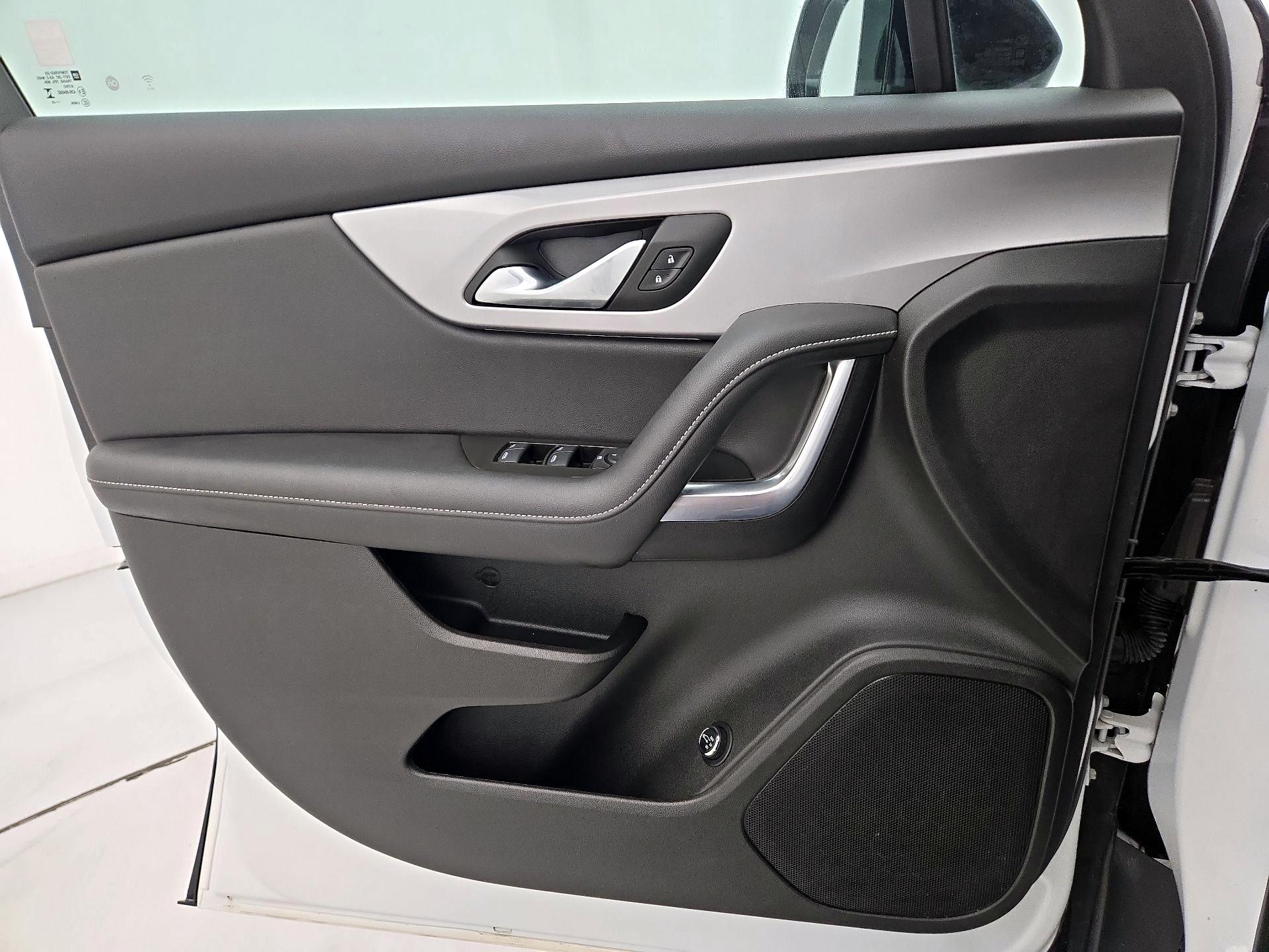 Thumbnail: 2023 Chevrolet Blazer - 12