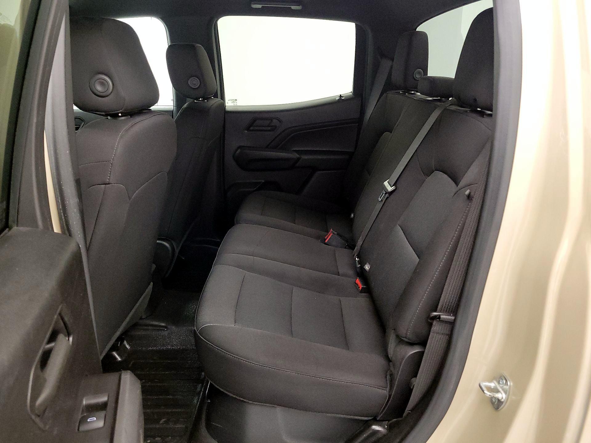 Thumbnail: 2023 Chevrolet Colorado - 19